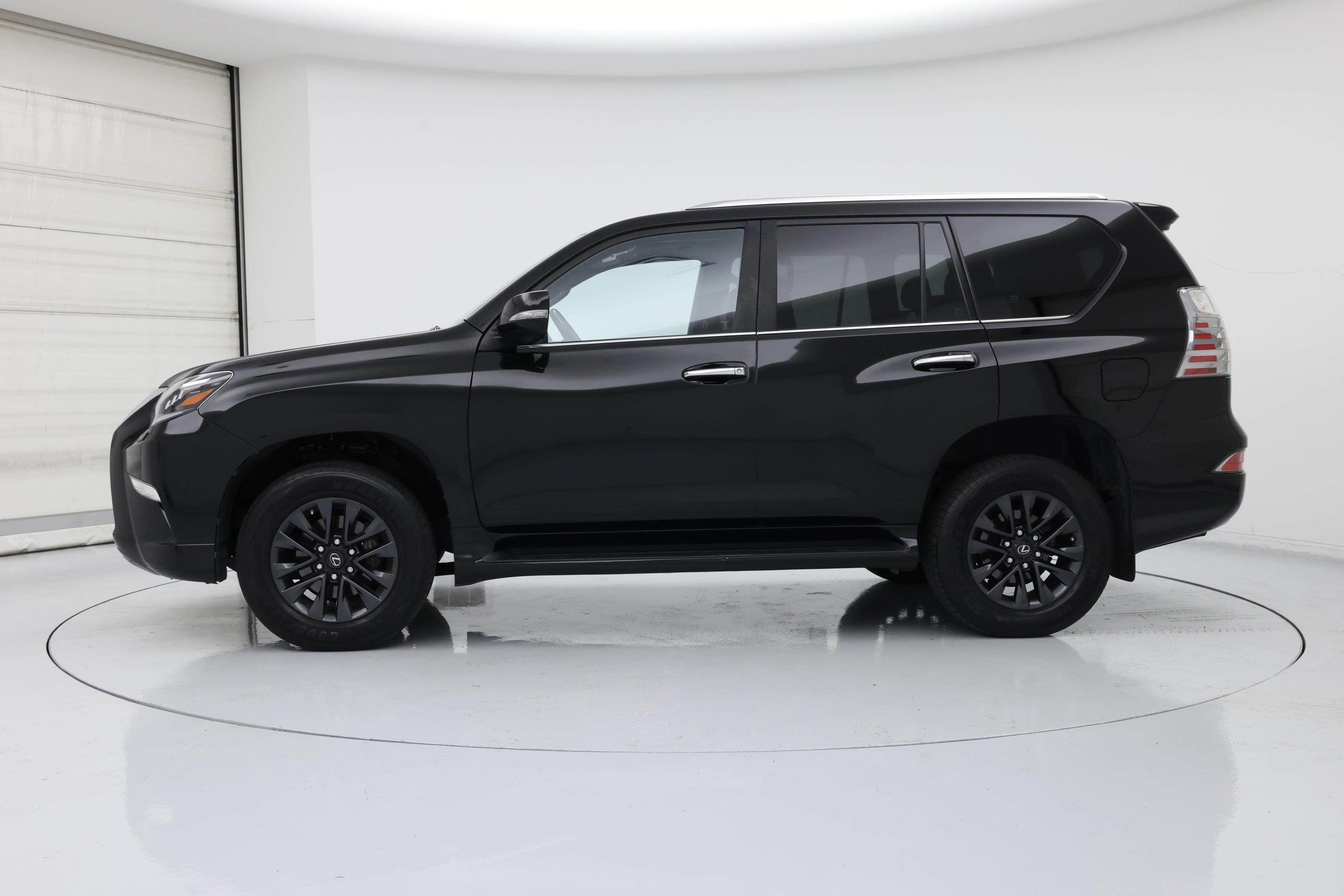 Thumbnail: 2022 Lexus GX - 3
