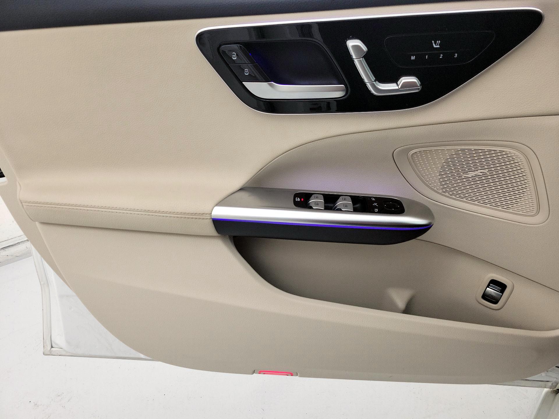 Thumbnail: 2023 Mercedes-Benz C-Class - 12