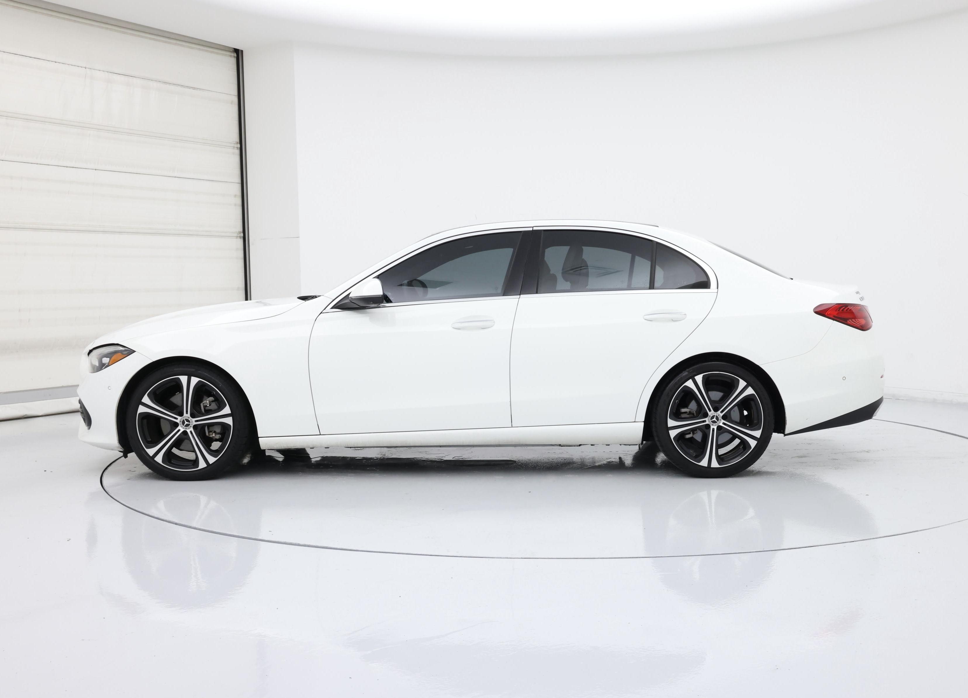 Thumbnail: 2023 Mercedes-Benz C-Class - 3