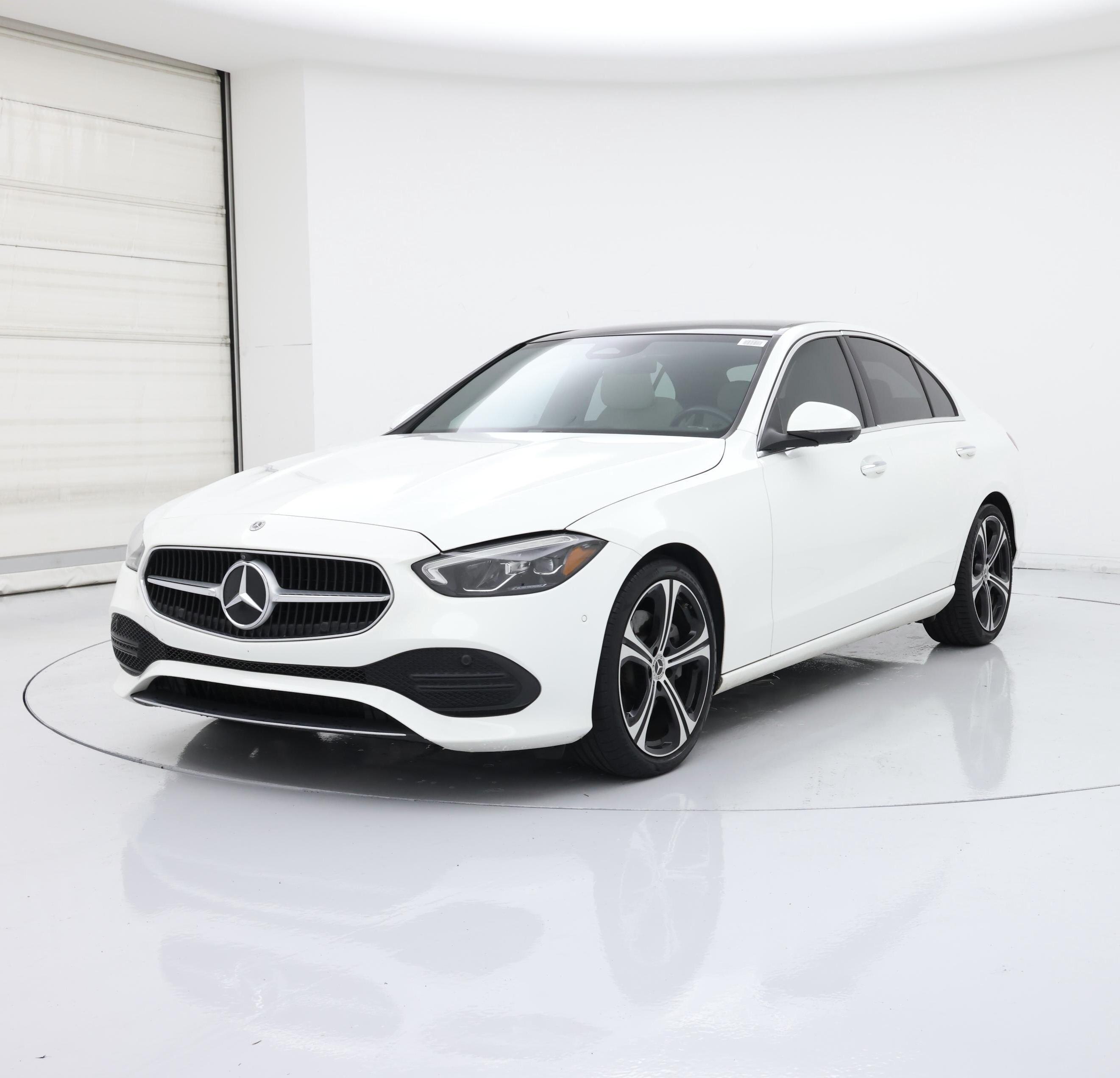 Thumbnail: 2023 Mercedes-Benz C-Class - 4