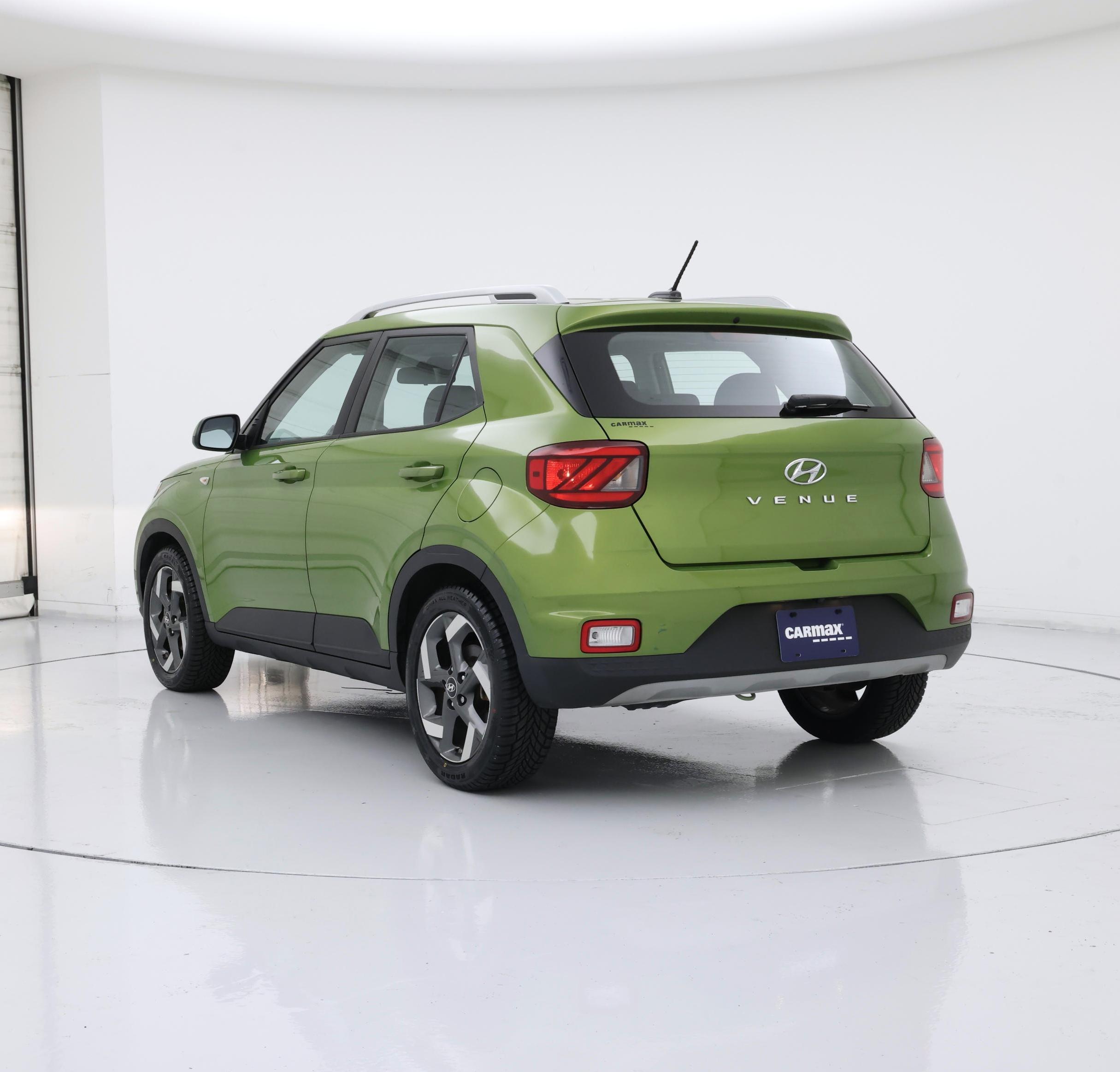 Thumbnail: 2023 Hyundai Venue - 2