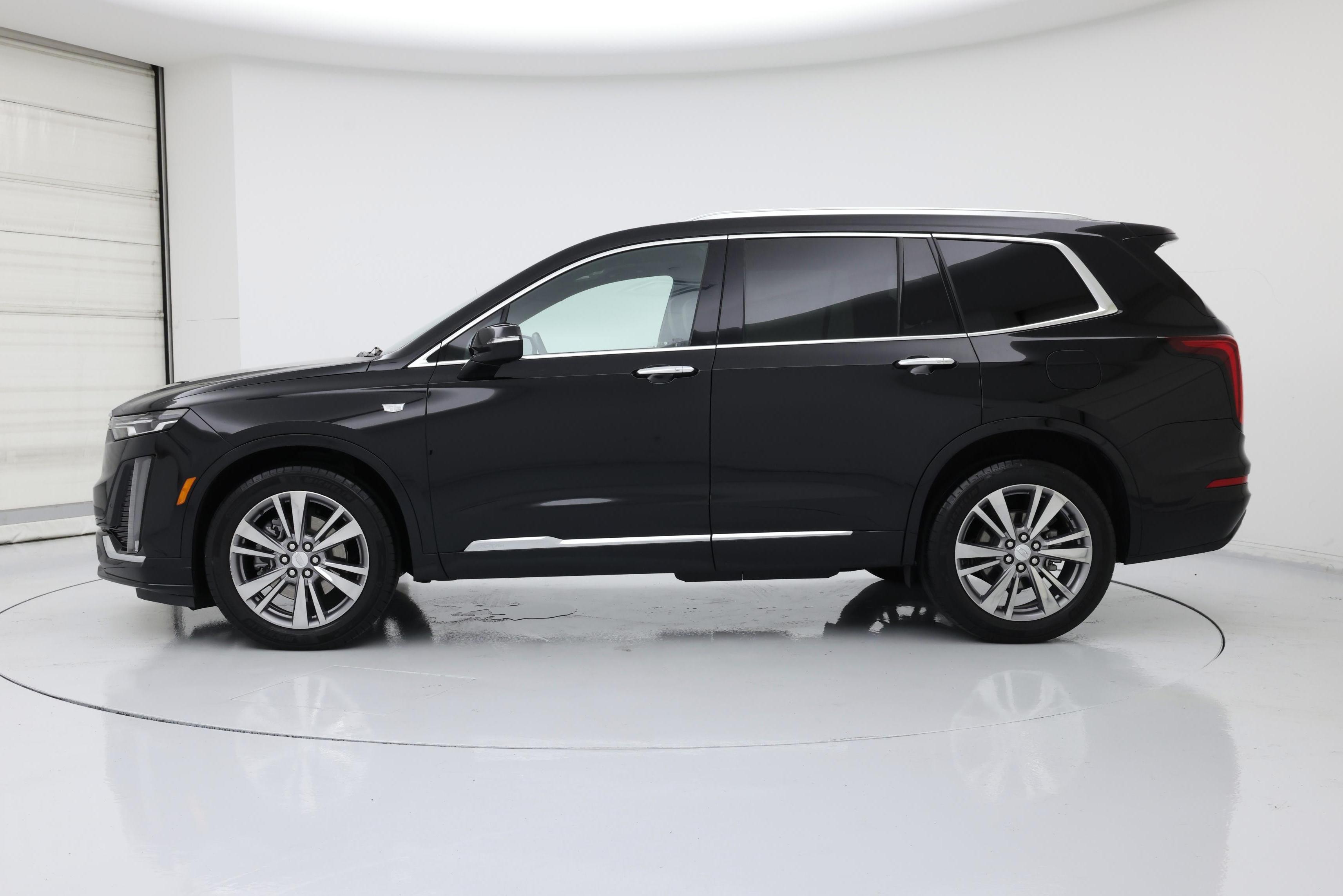 Thumbnail: 2024 Cadillac XT6 - 3