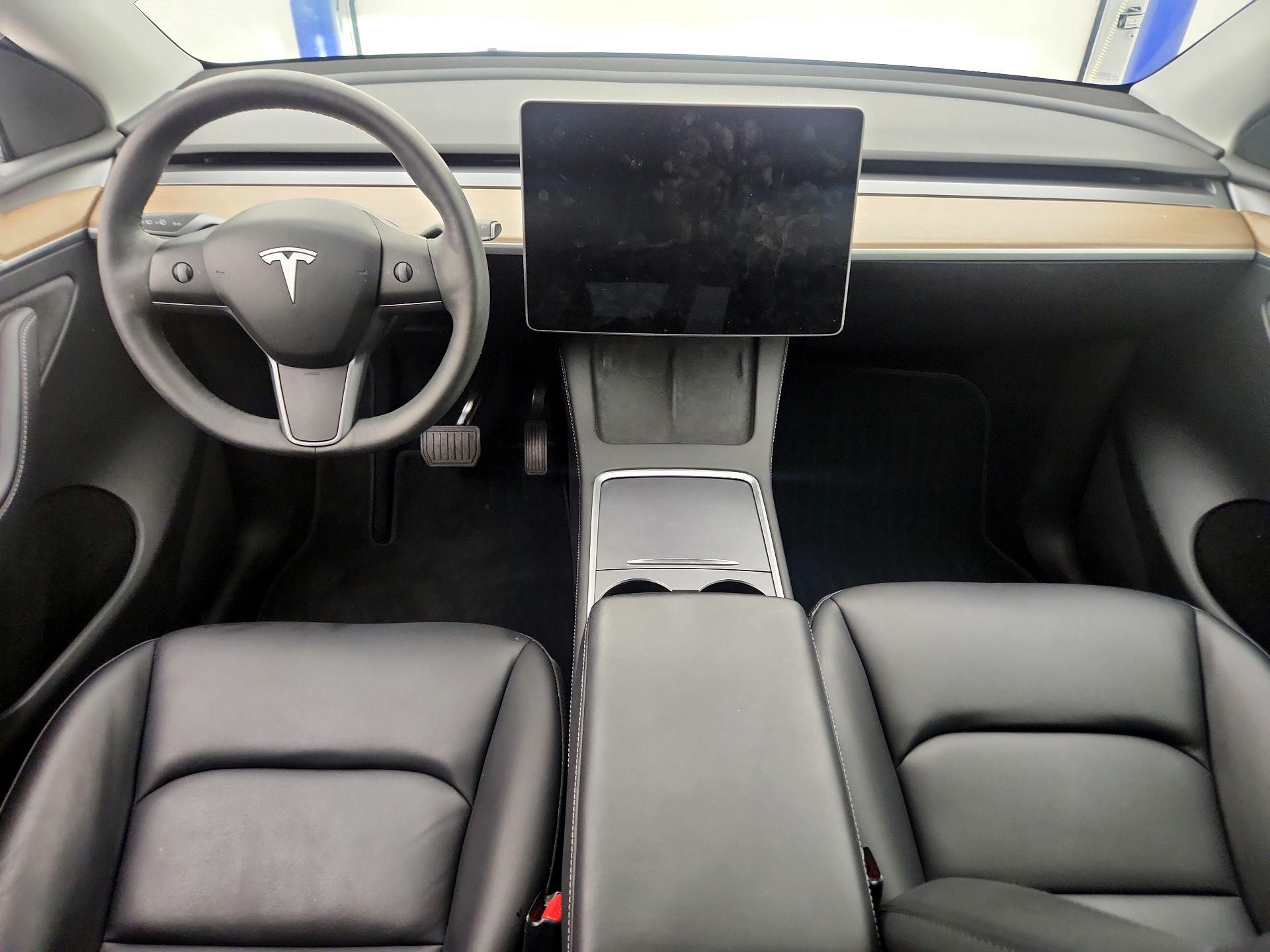 Thumbnail: 2024 Tesla Model Y - 9