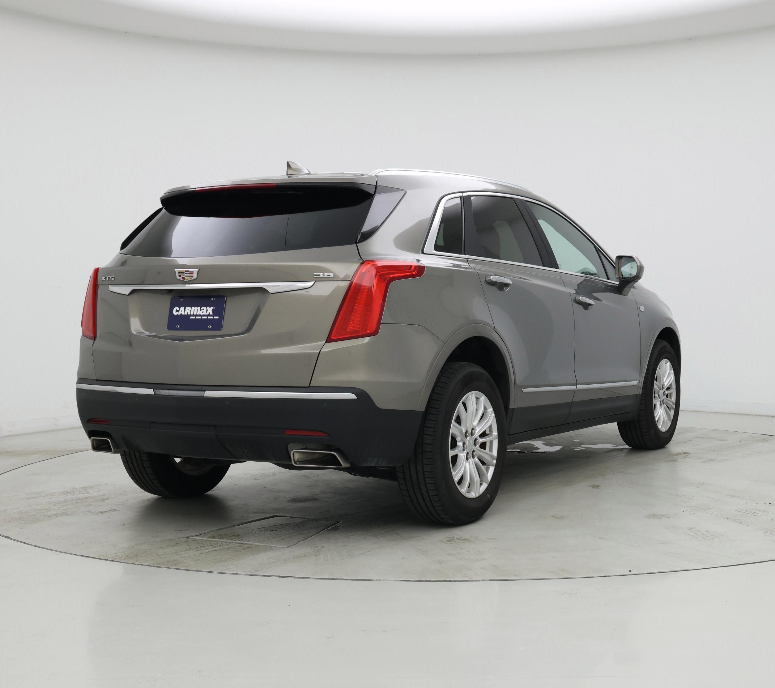 Thumbnail: 2018 Cadillac XT5 - 8