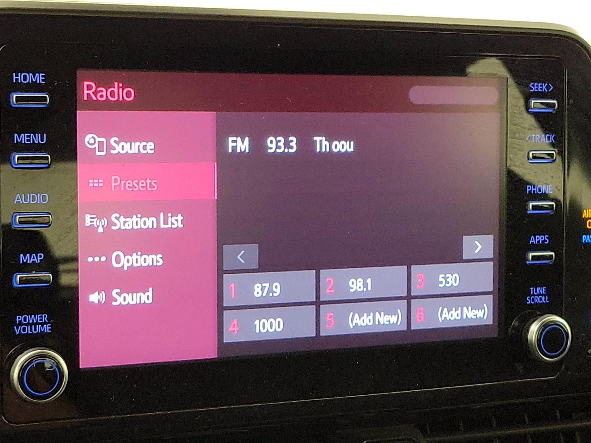 Thumbnail: 2019 Toyota C-HR - 15