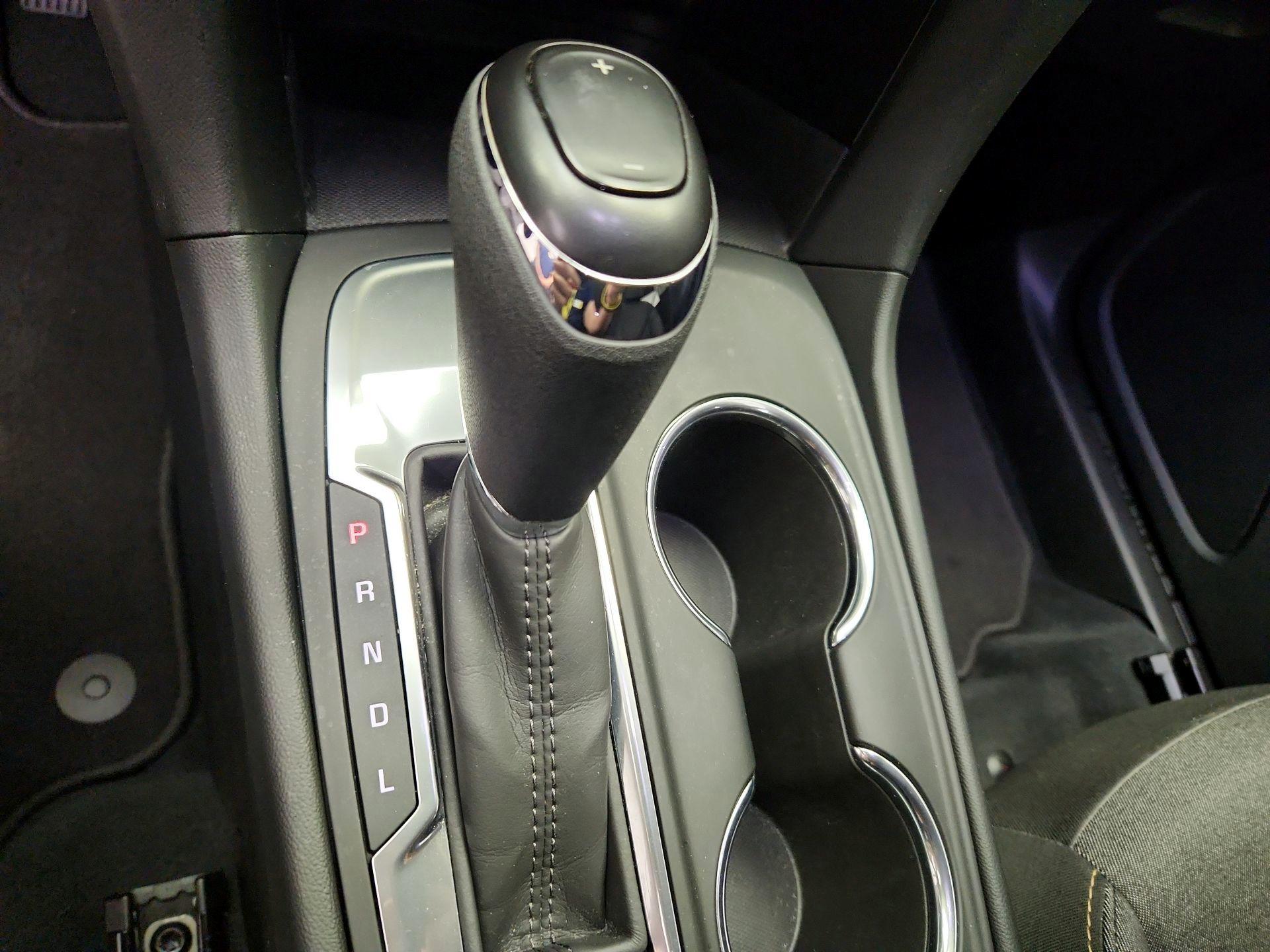 Thumbnail: 2021 Chevrolet Equinox - 17
