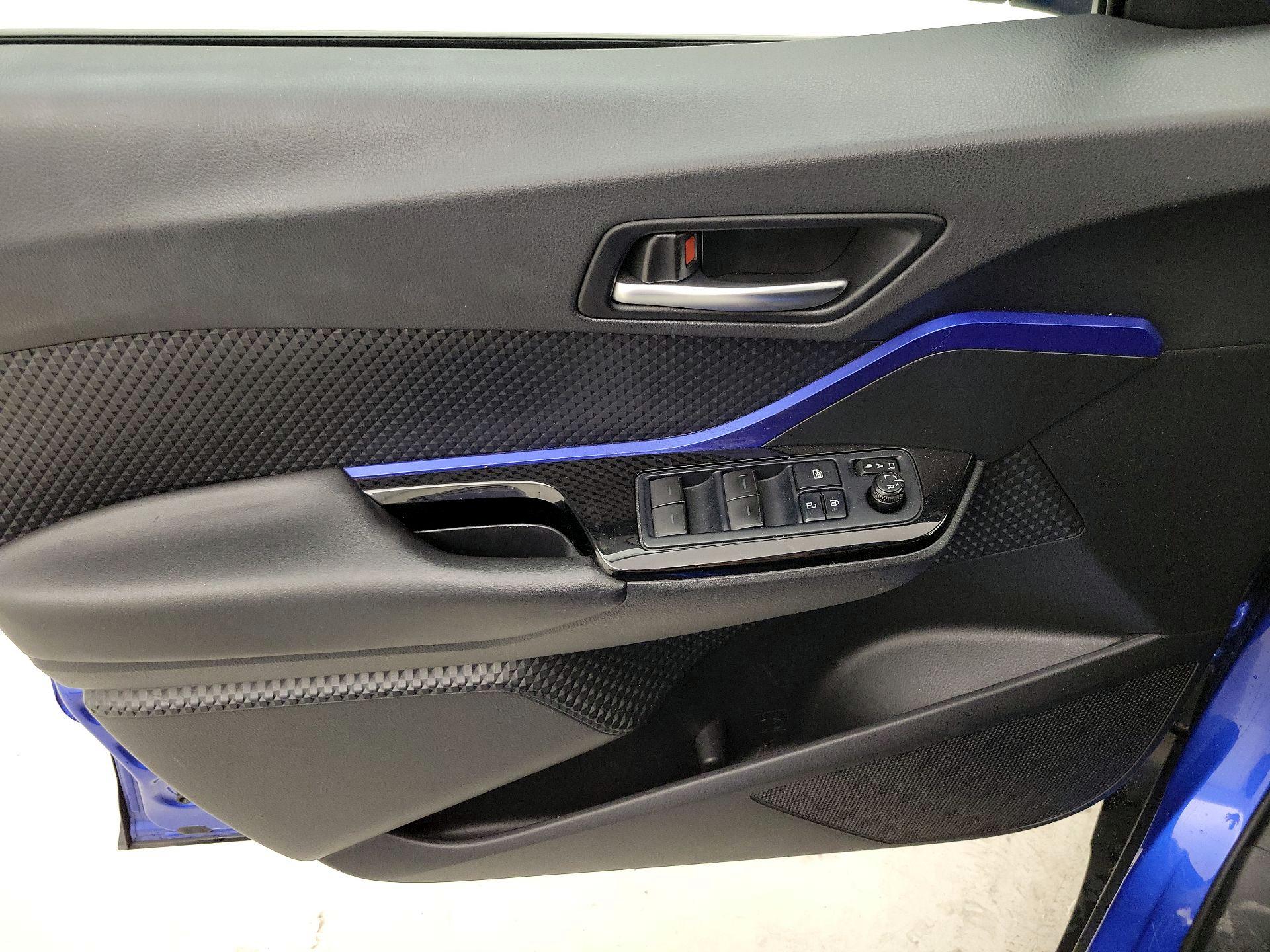 Thumbnail: 2020 Toyota C-HR - 12