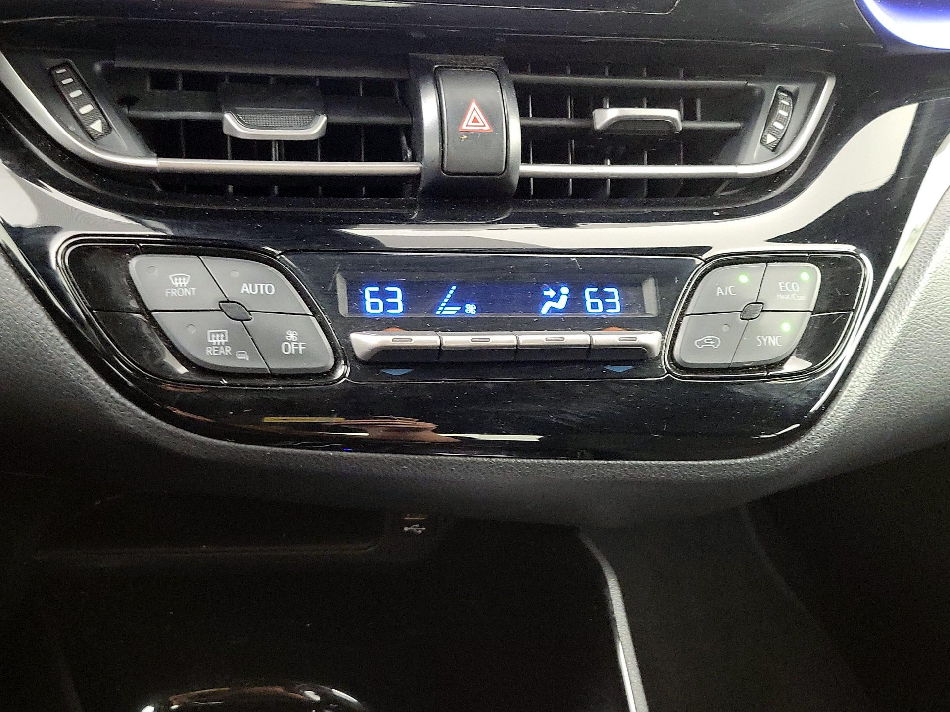 Thumbnail: 2020 Toyota C-HR - 16