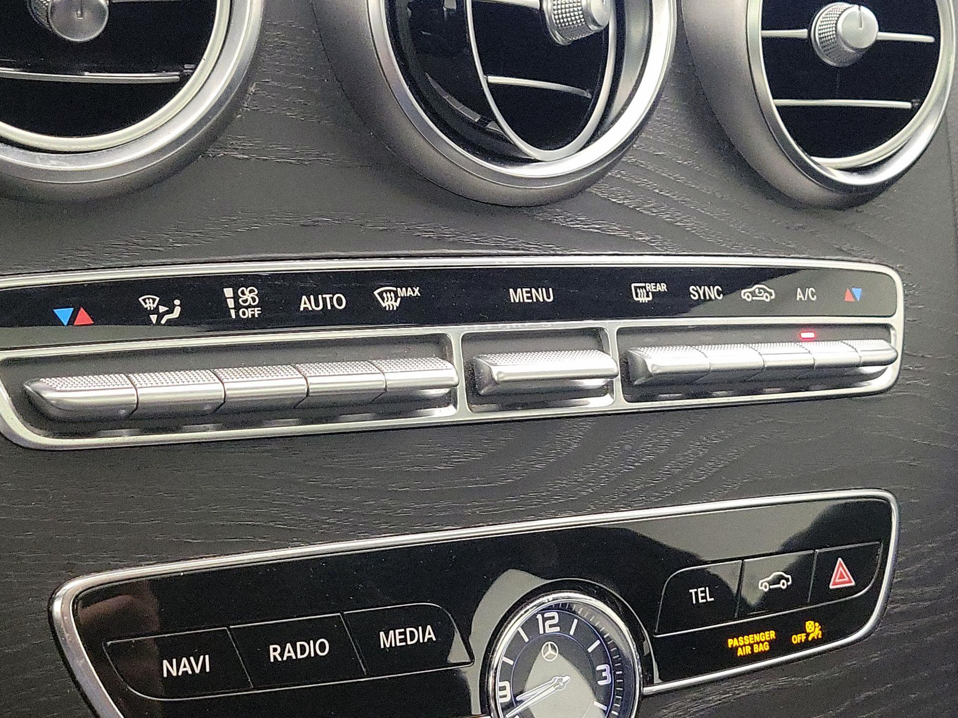 Thumbnail: 2019 Mercedes-Benz C-Class - 16