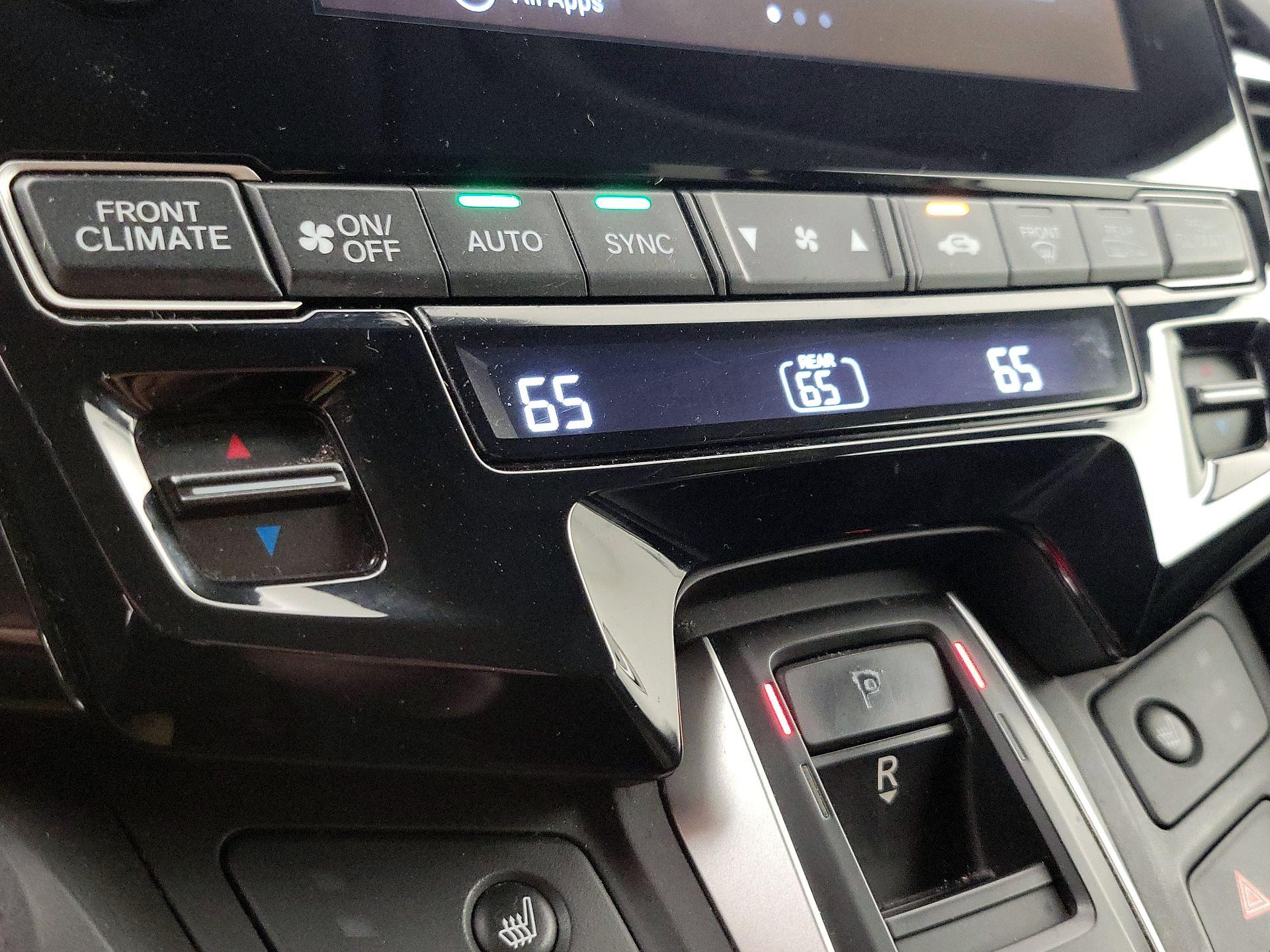 Thumbnail: 2019 Honda Odyssey - 17