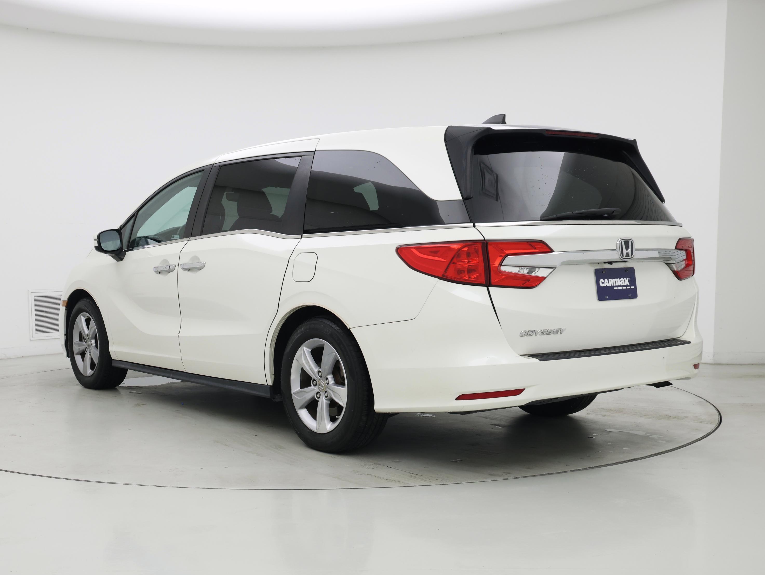 Thumbnail: 2019 Honda Odyssey - 2