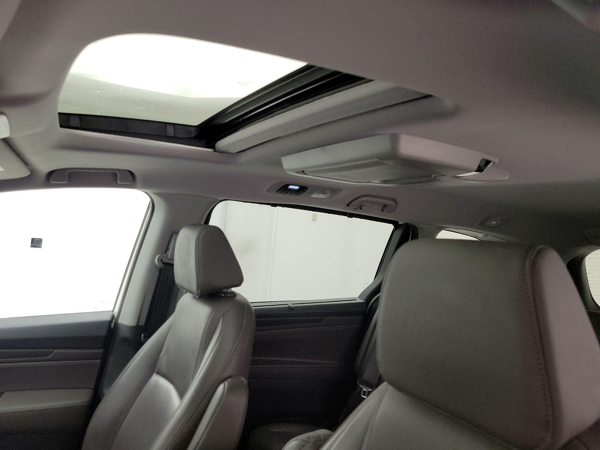 Thumbnail: 2019 Honda Odyssey - 20