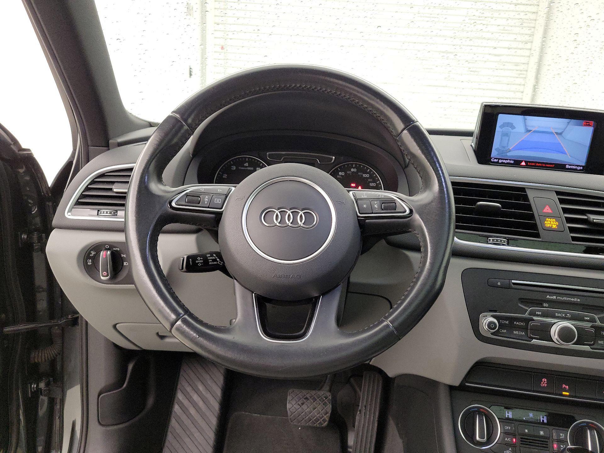 Thumbnail: 2018 Audi Q3 - 10