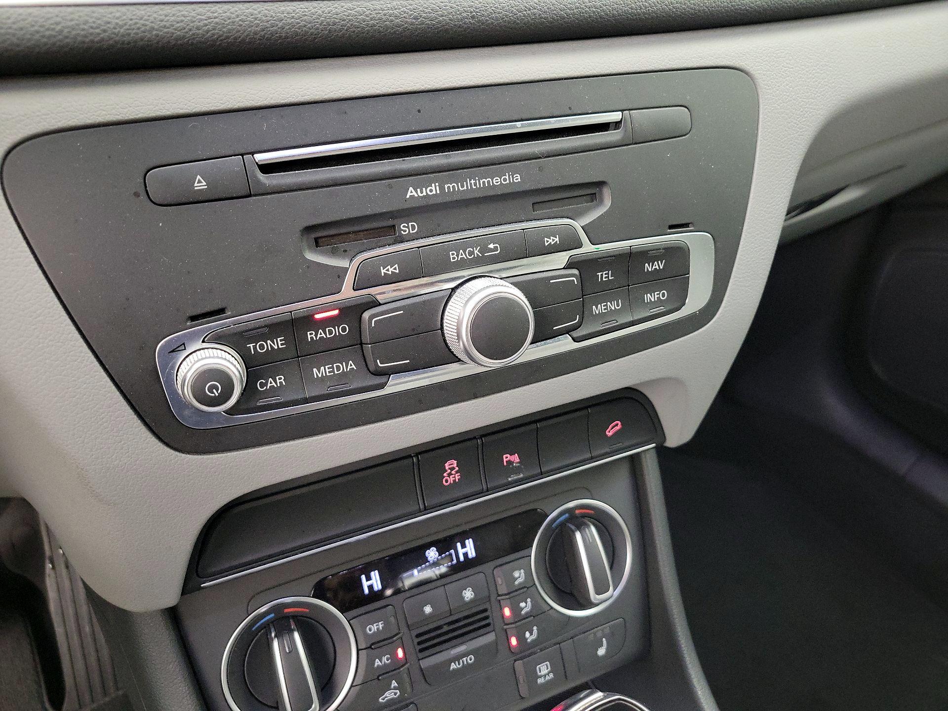 Thumbnail: 2018 Audi Q3 - 16