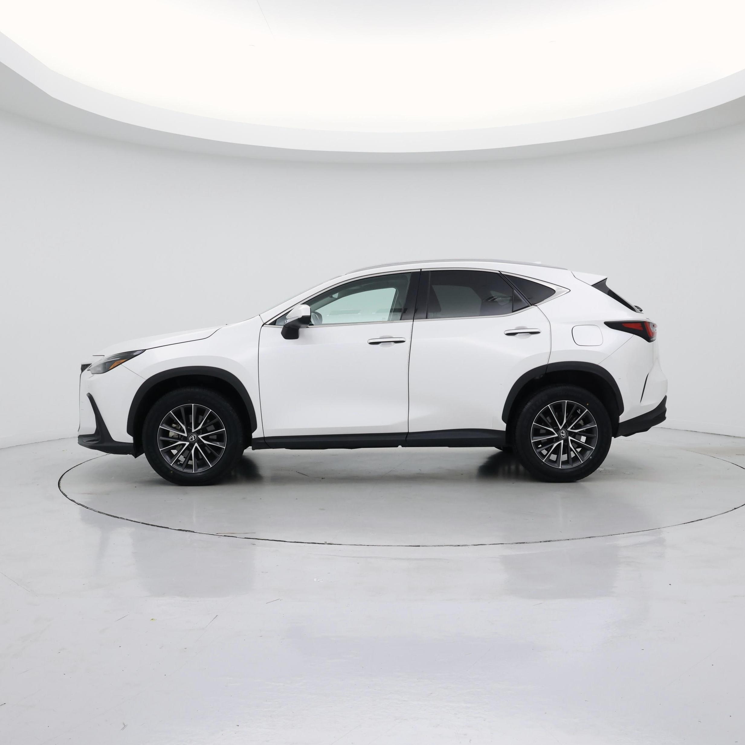 Thumbnail: 2022 Lexus NX - 3
