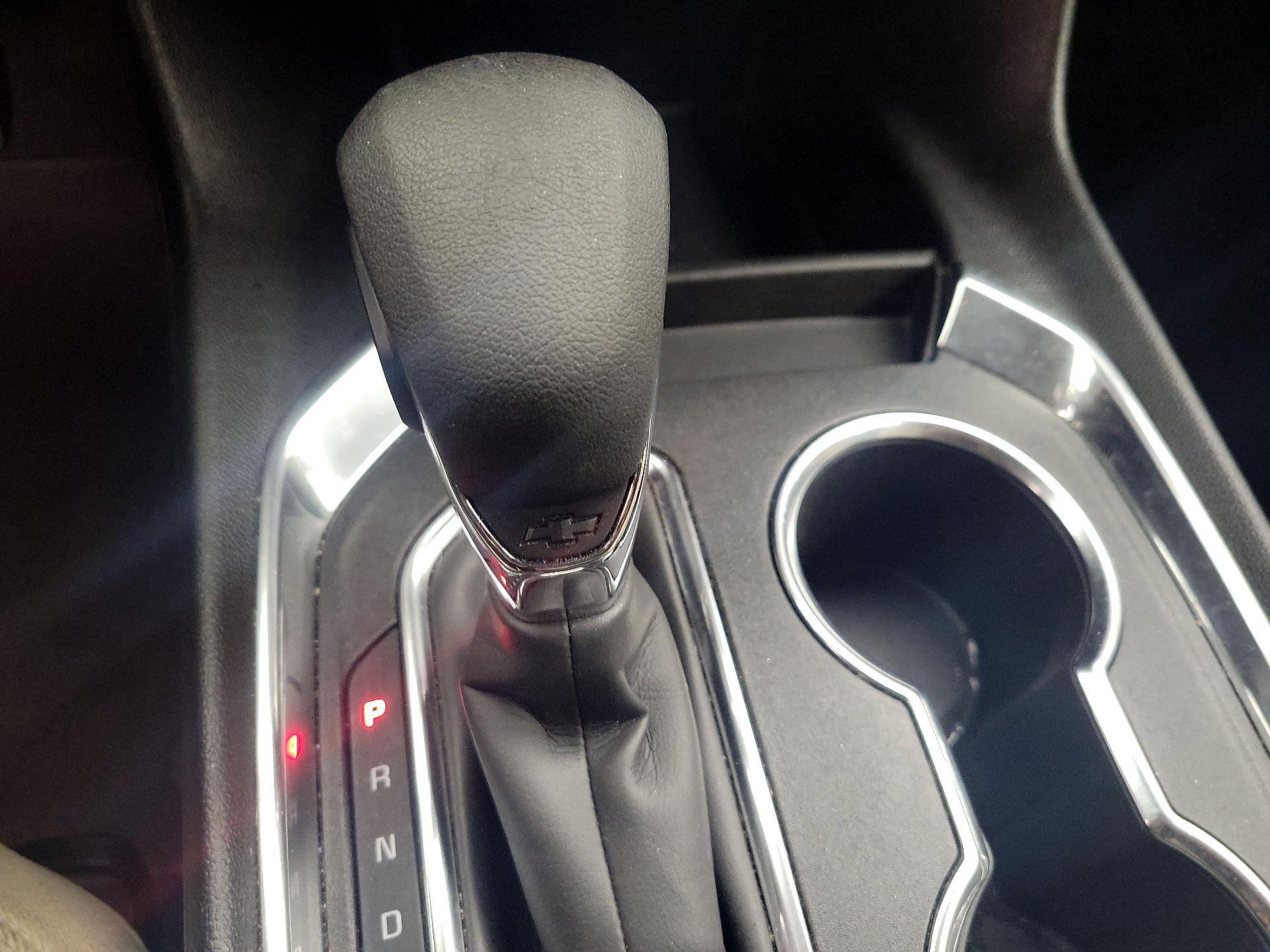 Thumbnail: 2023 Chevrolet Traverse - 17