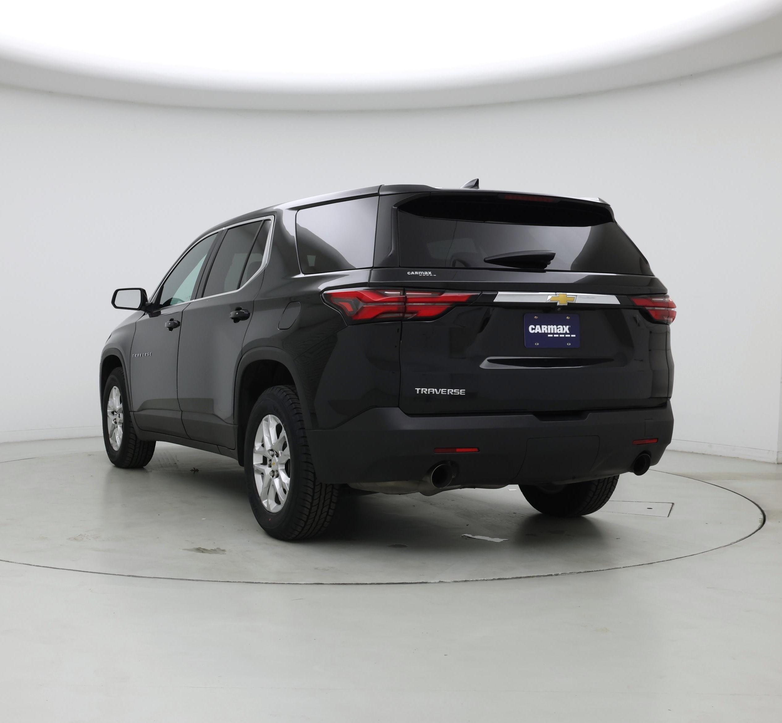 Thumbnail: 2023 Chevrolet Traverse - 2