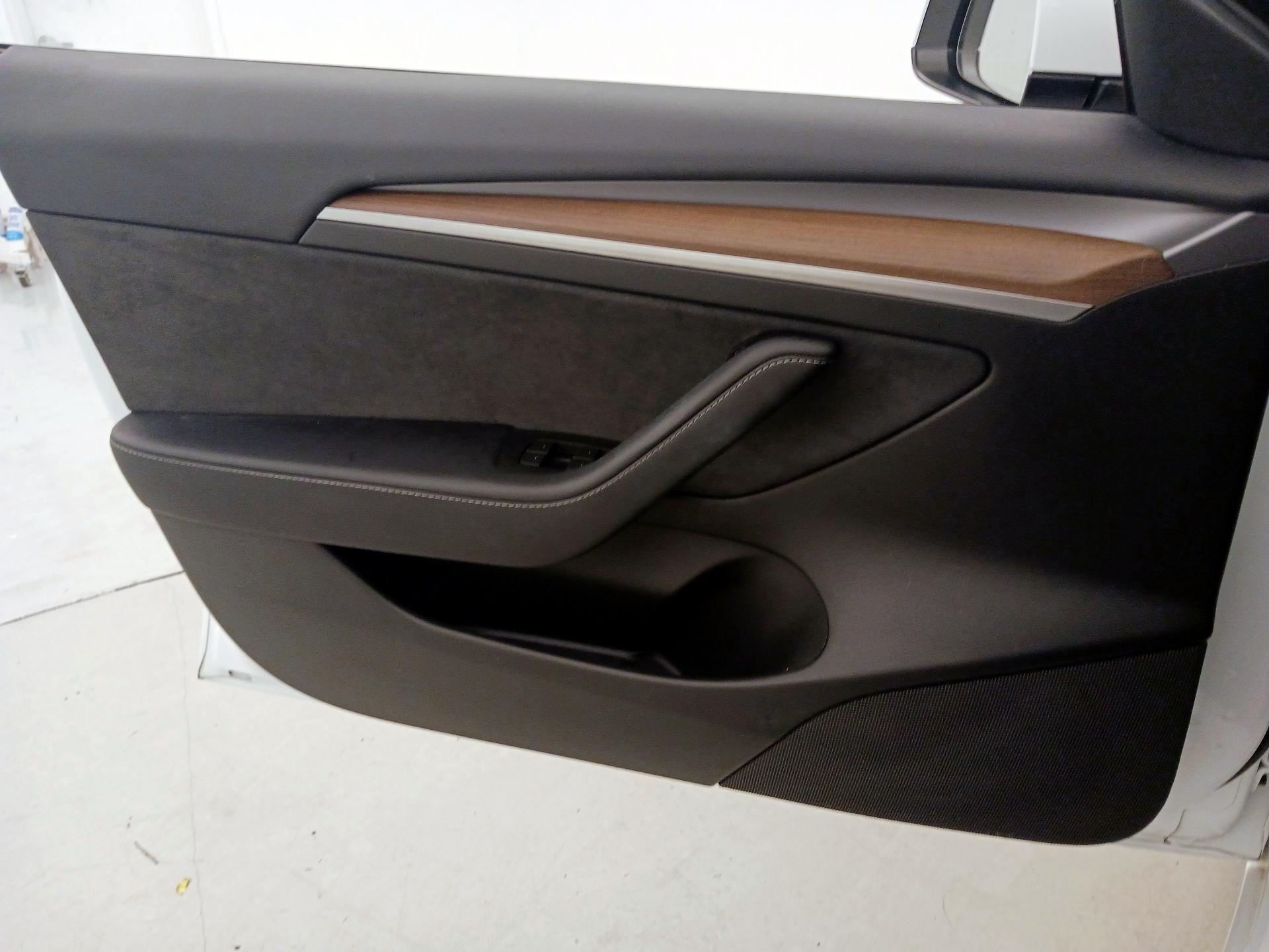Thumbnail: 2023 Tesla Model 3 - 12