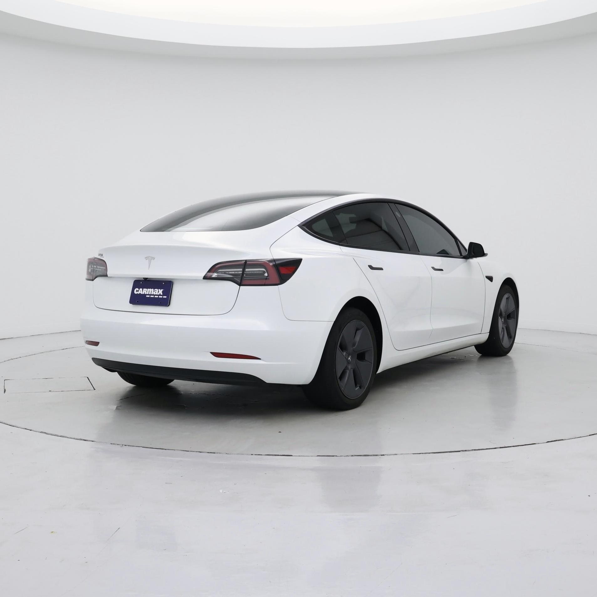 Thumbnail: 2023 Tesla Model 3 - 8