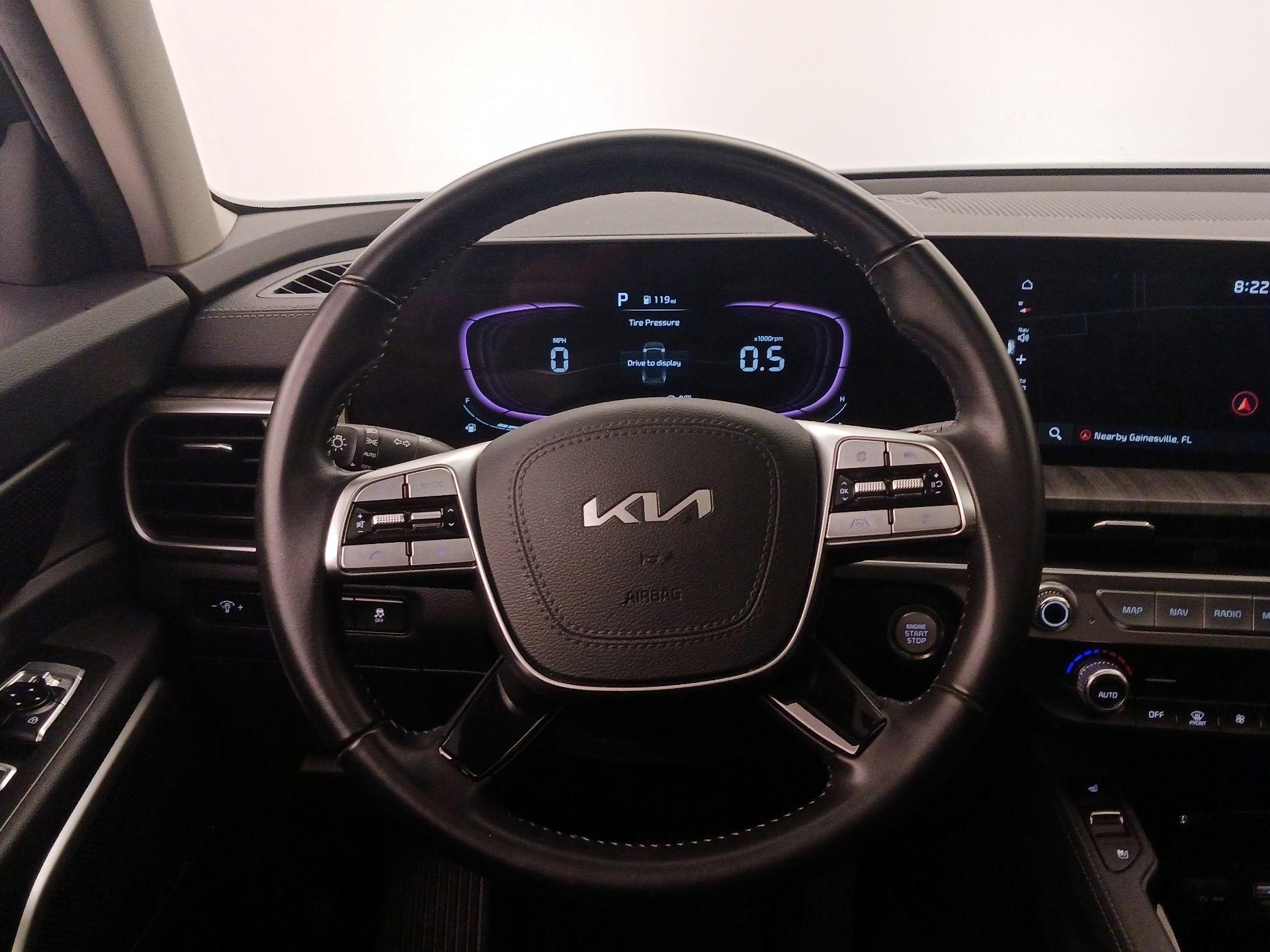 Thumbnail: 2023 Kia Telluride - 10