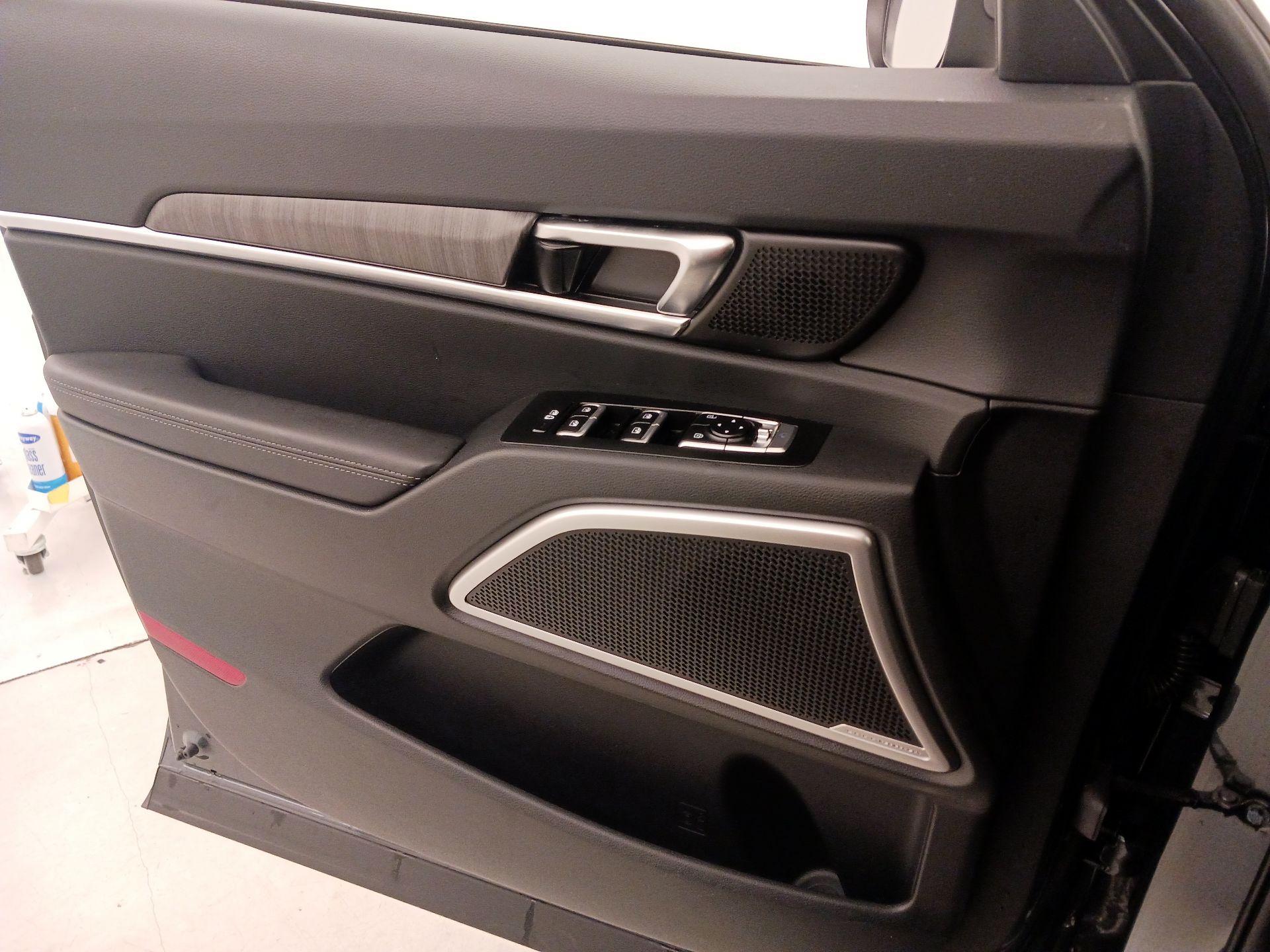Thumbnail: 2023 Kia Telluride - 12