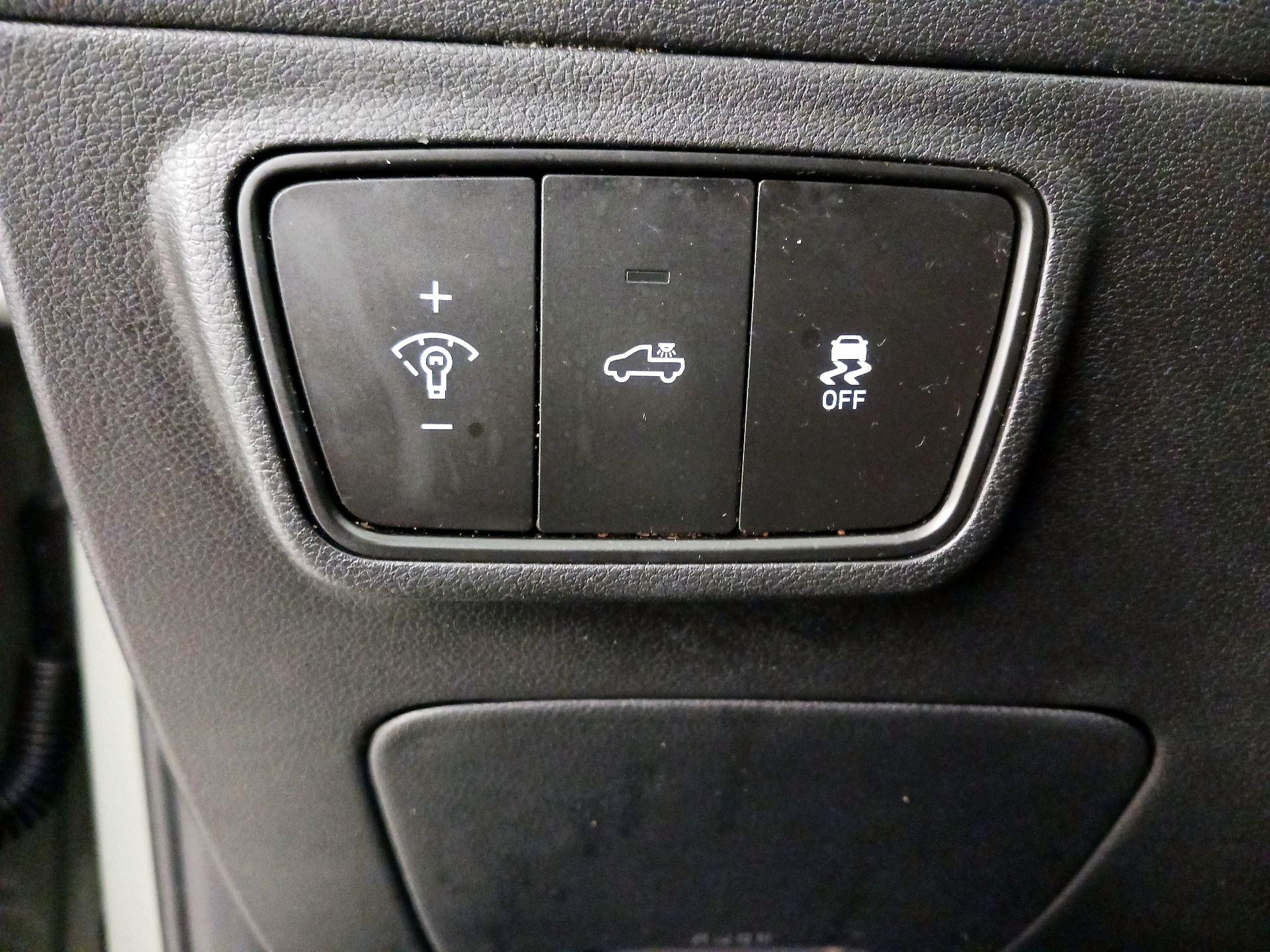 Thumbnail: 2023 Hyundai Santa Cruz - 13