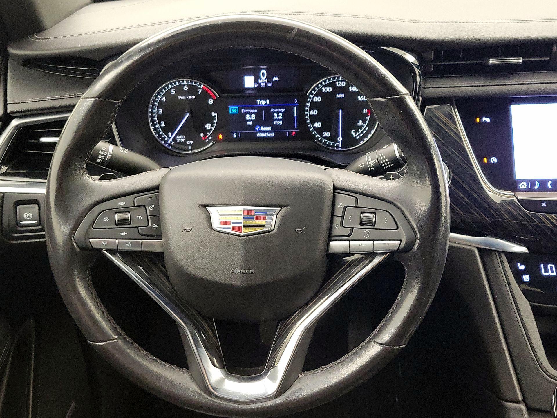 Thumbnail: 2023 Cadillac XT6 - 10