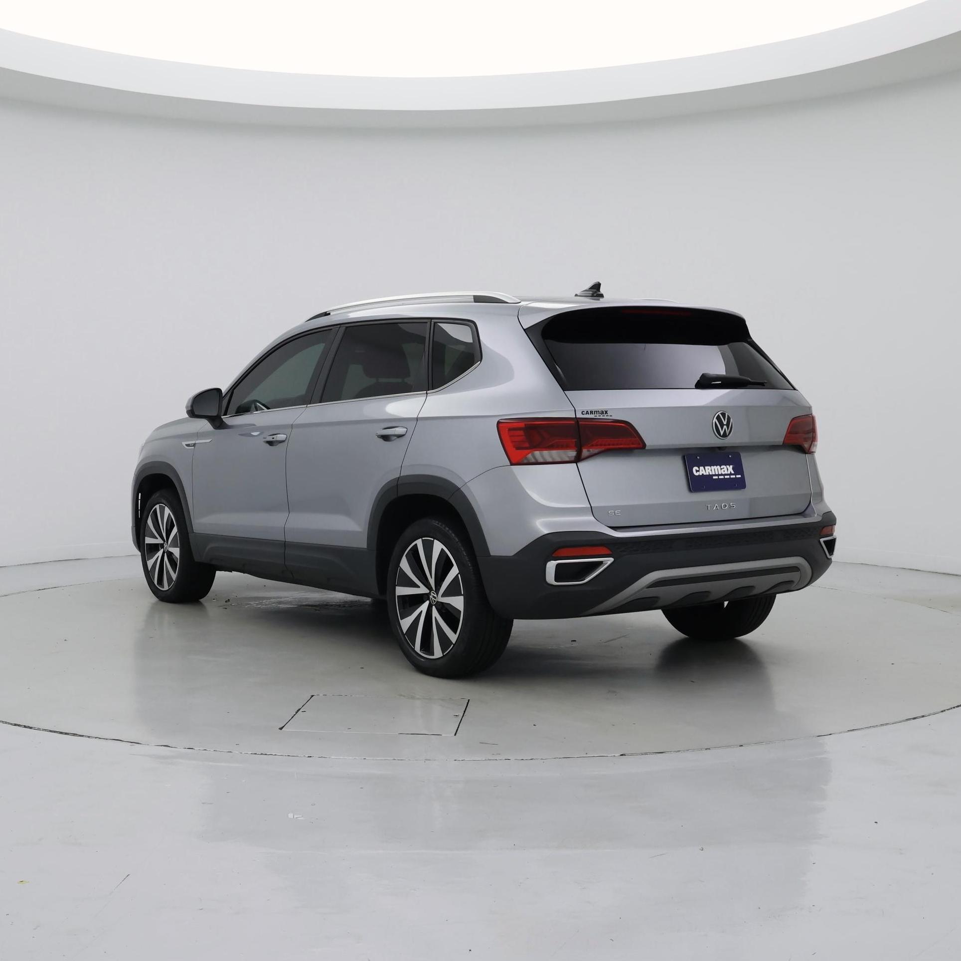 Thumbnail: 2022 Volkswagen Taos - 2