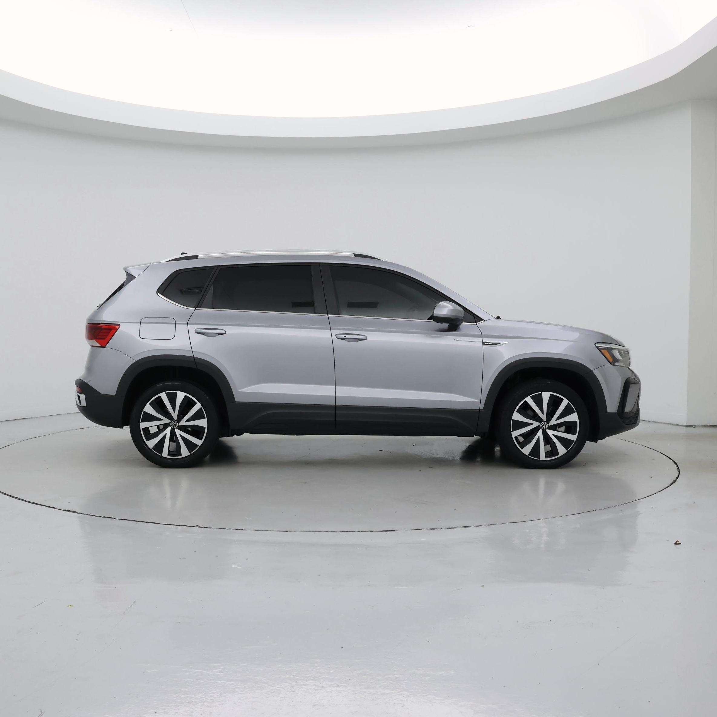 Thumbnail: 2022 Volkswagen Taos - 7