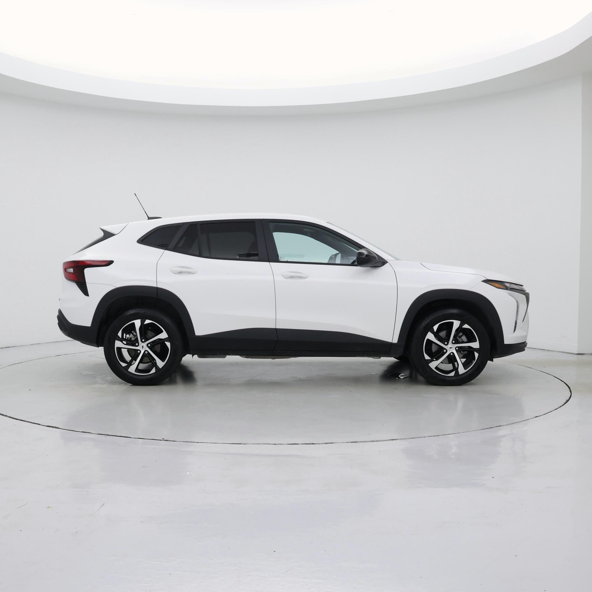 Thumbnail: 2025 Chevrolet Trax - 7