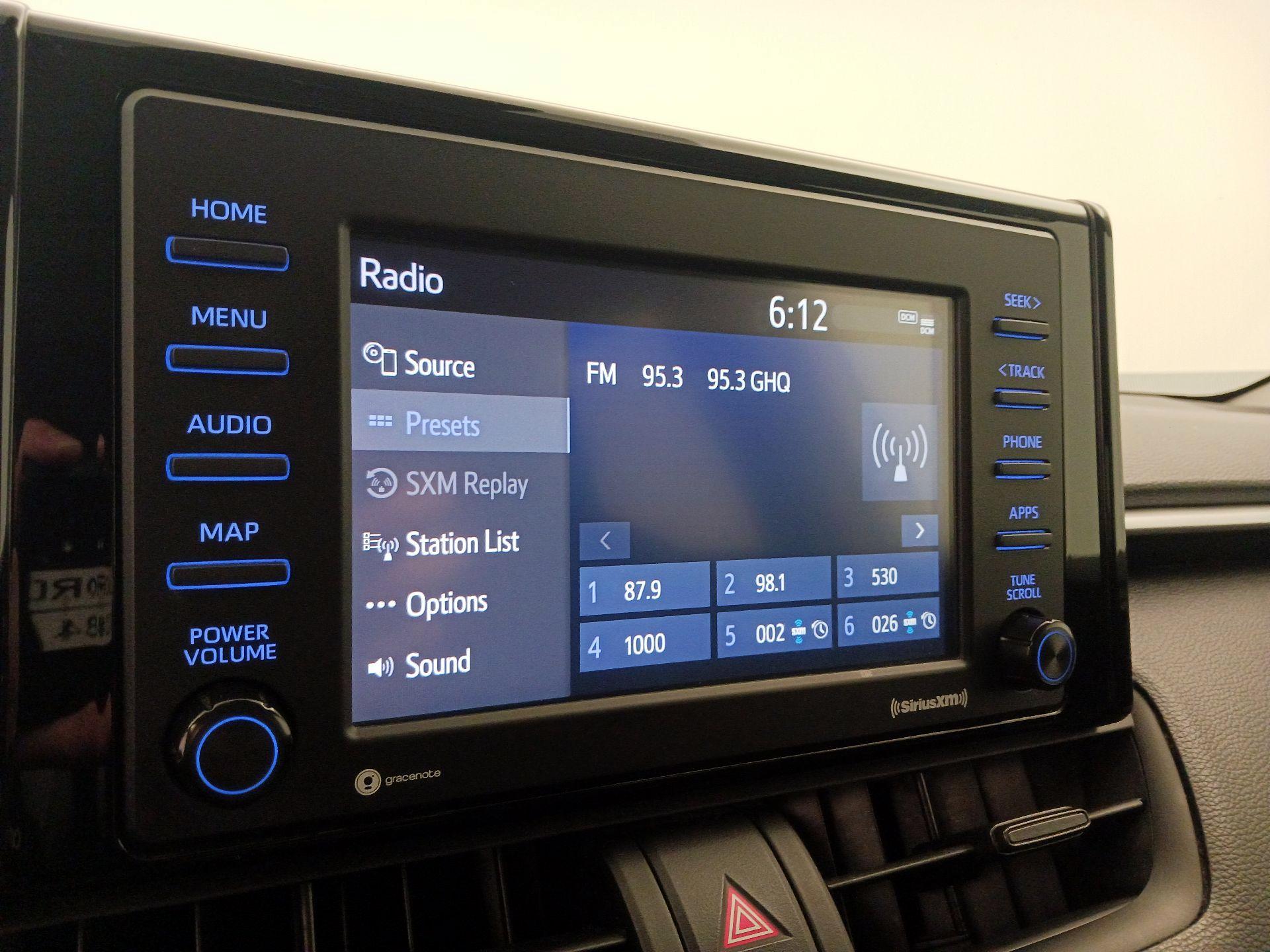 Thumbnail: 2021 Toyota RAV4 - 15