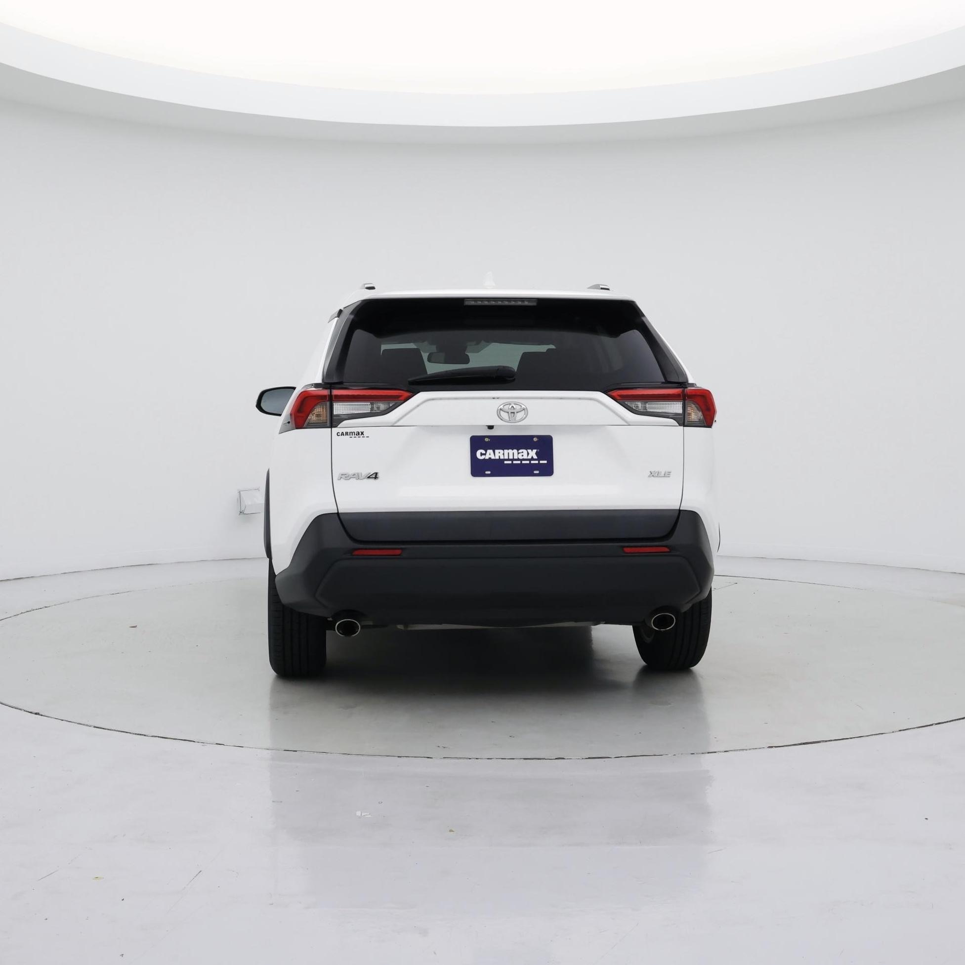 Thumbnail: 2021 Toyota RAV4 - 6