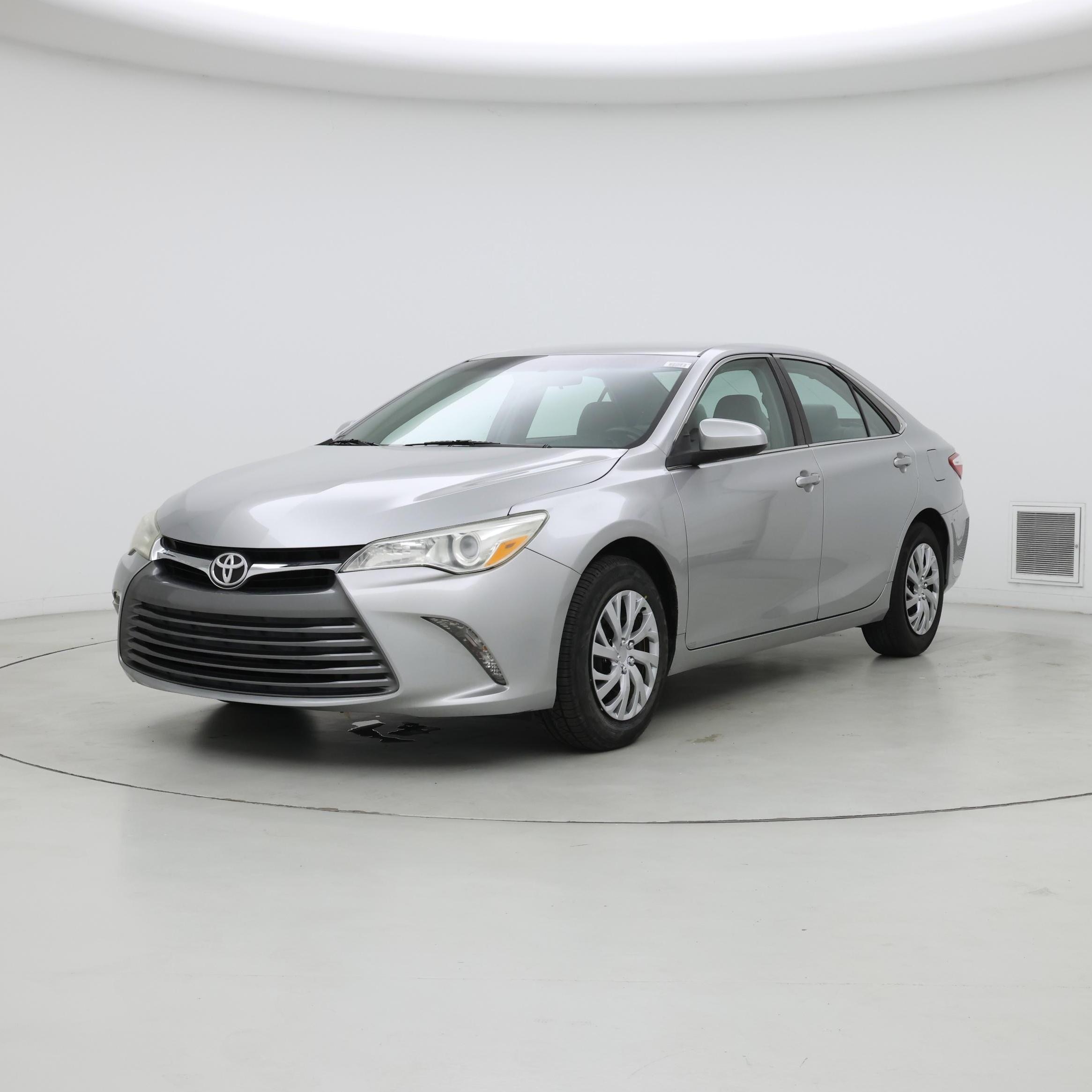 Thumbnail: 2017 Toyota Camry - 4