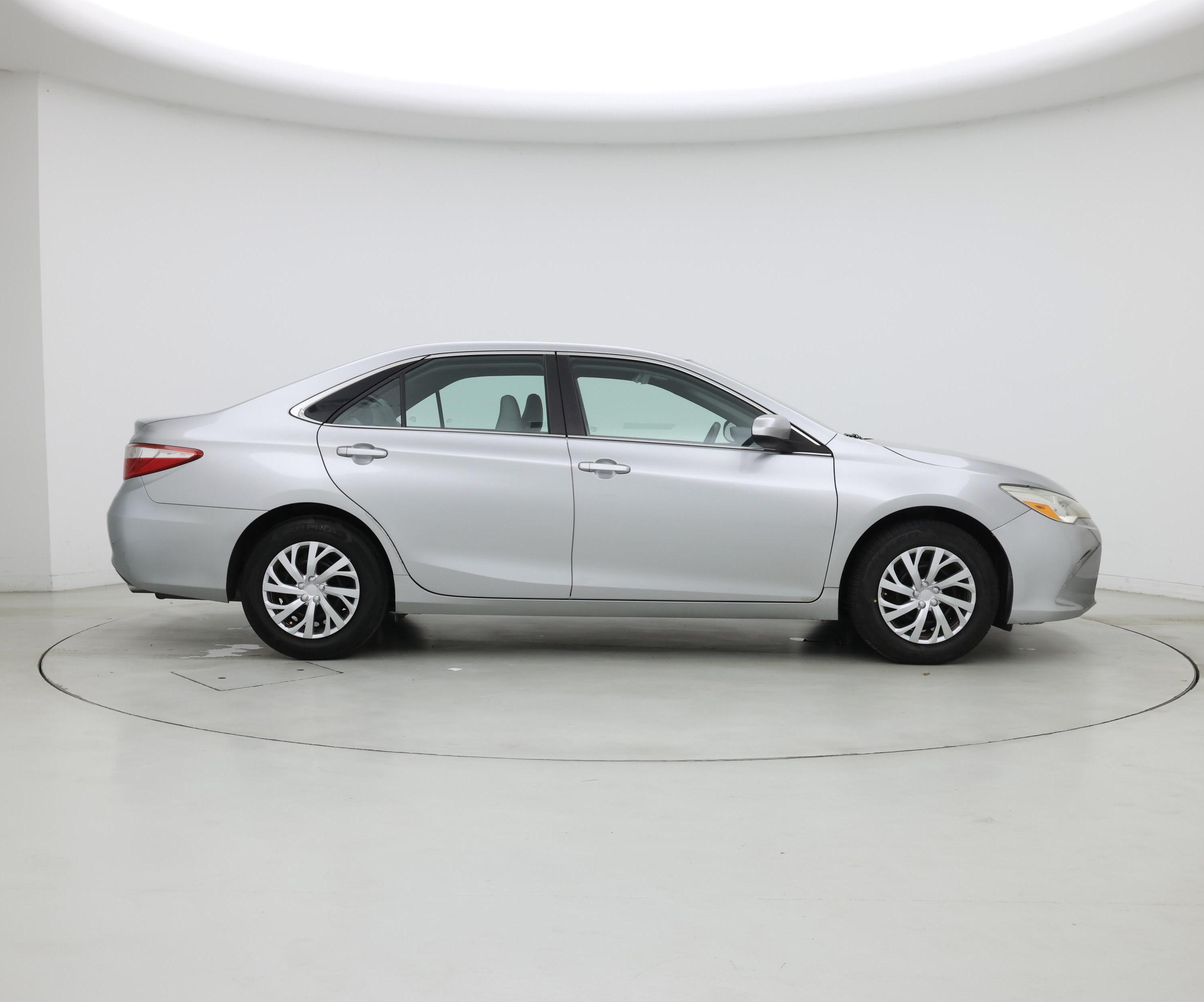 Thumbnail: 2017 Toyota Camry - 7