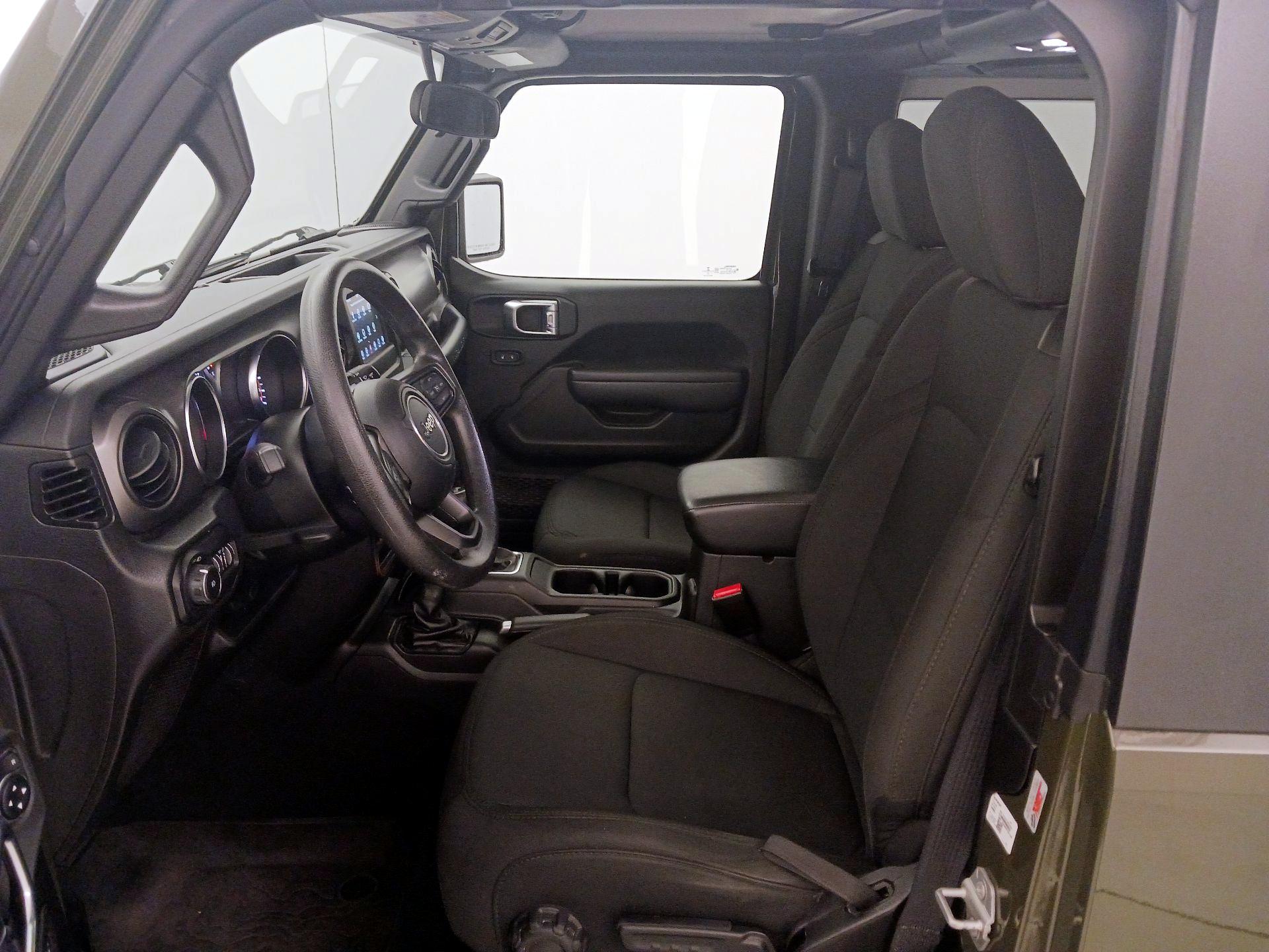 Thumbnail: 2022 Jeep Wrangler - 11