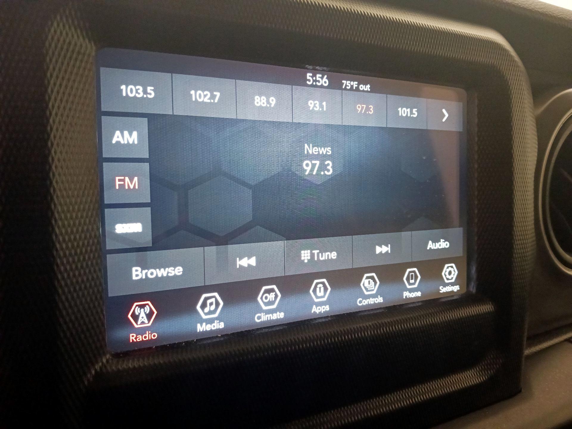 Thumbnail: 2022 Jeep Wrangler - 15