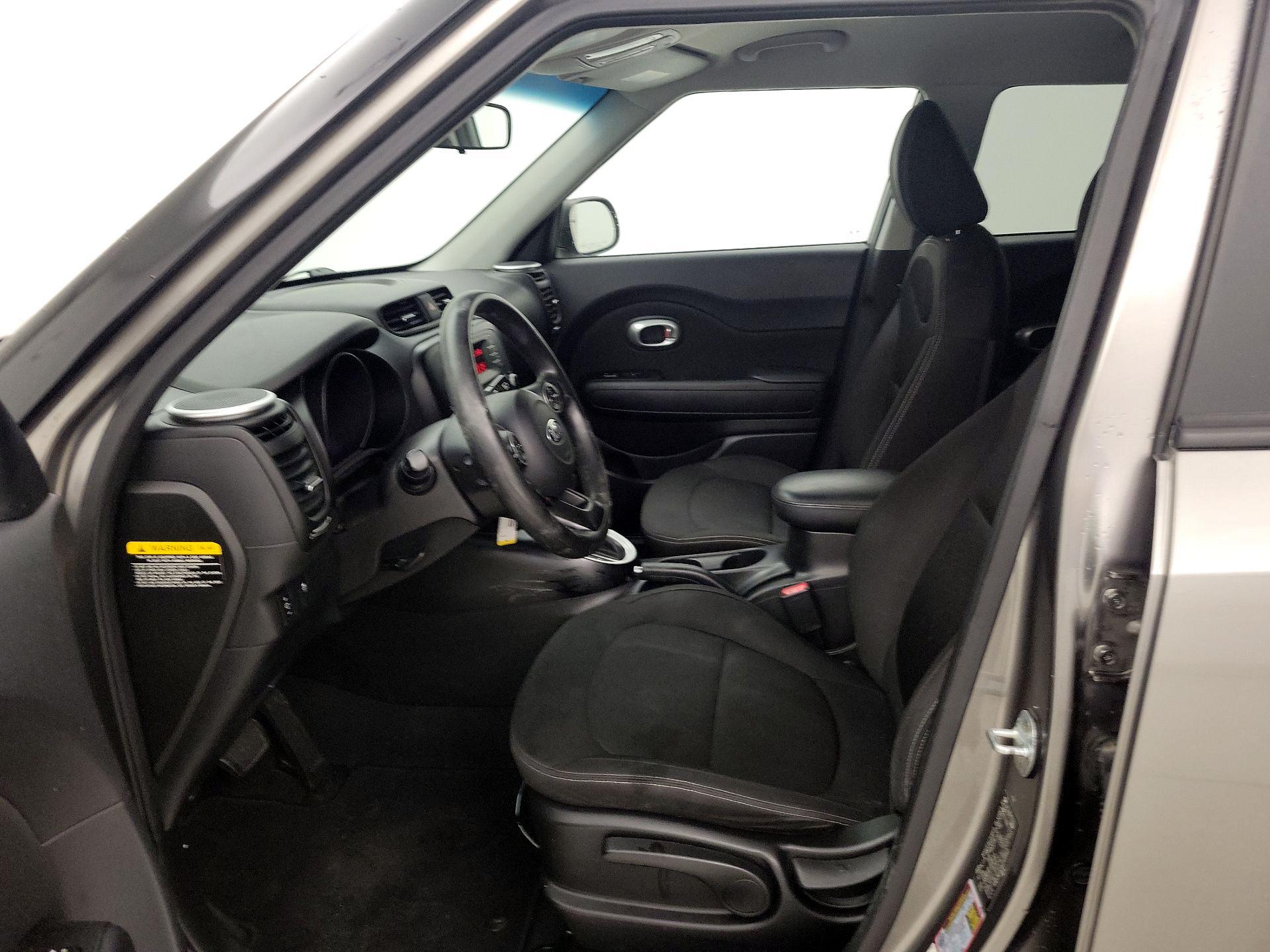 Thumbnail: 2016 Kia Soul - 11