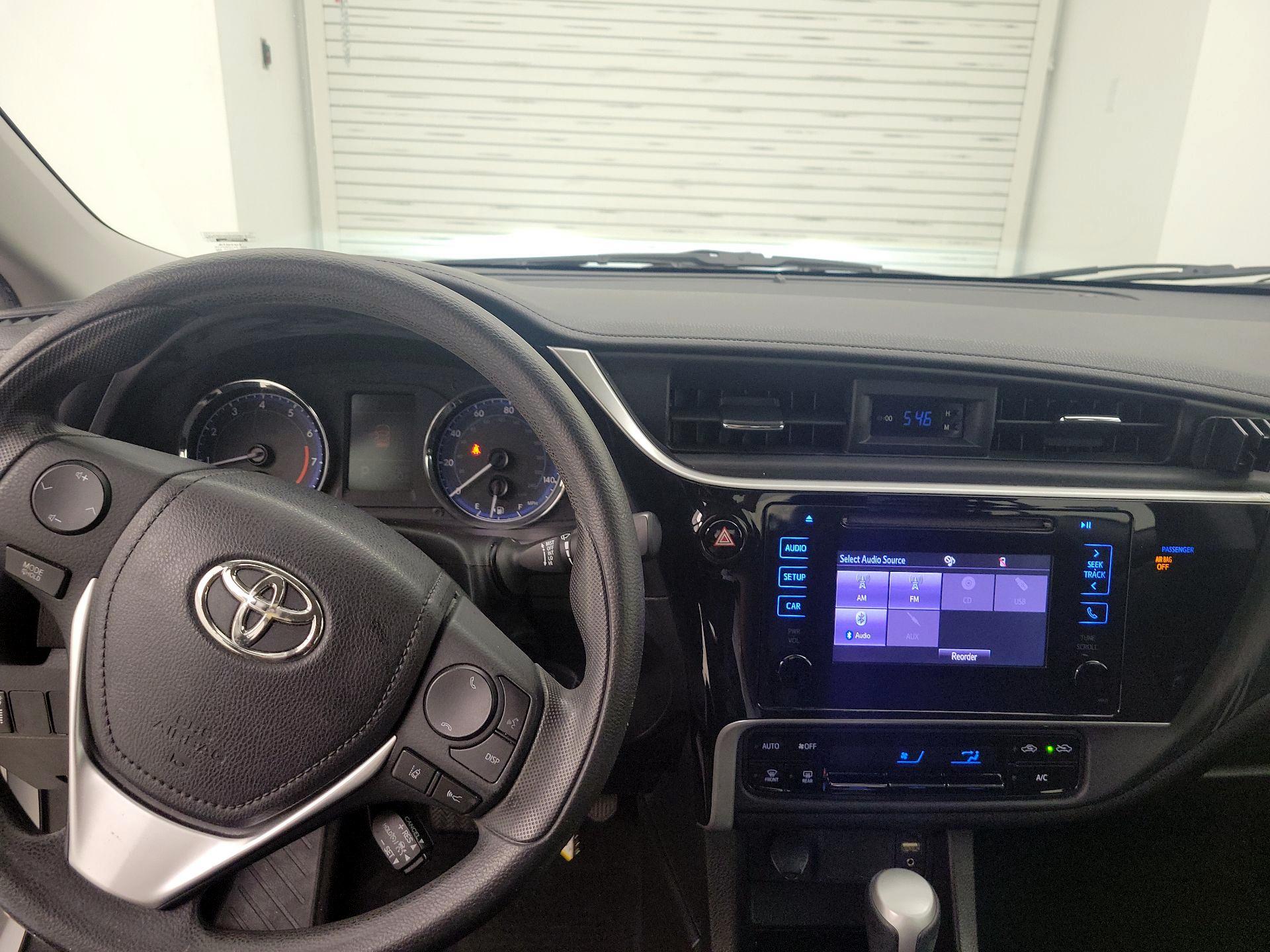 Thumbnail: 2018 Toyota Corolla - 9