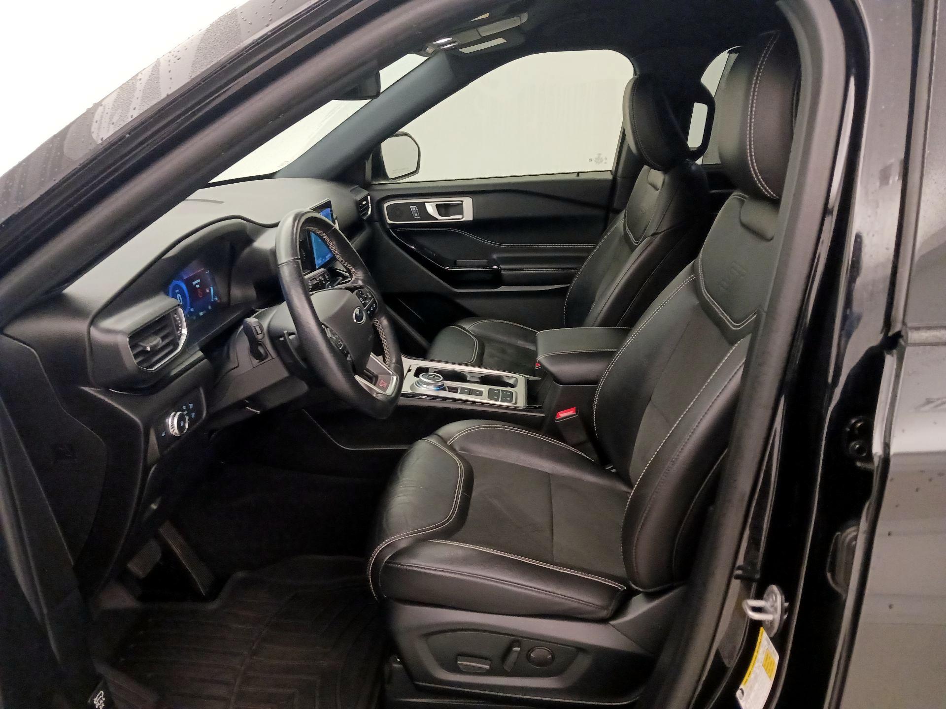 Thumbnail: 2022 Ford Explorer - 11