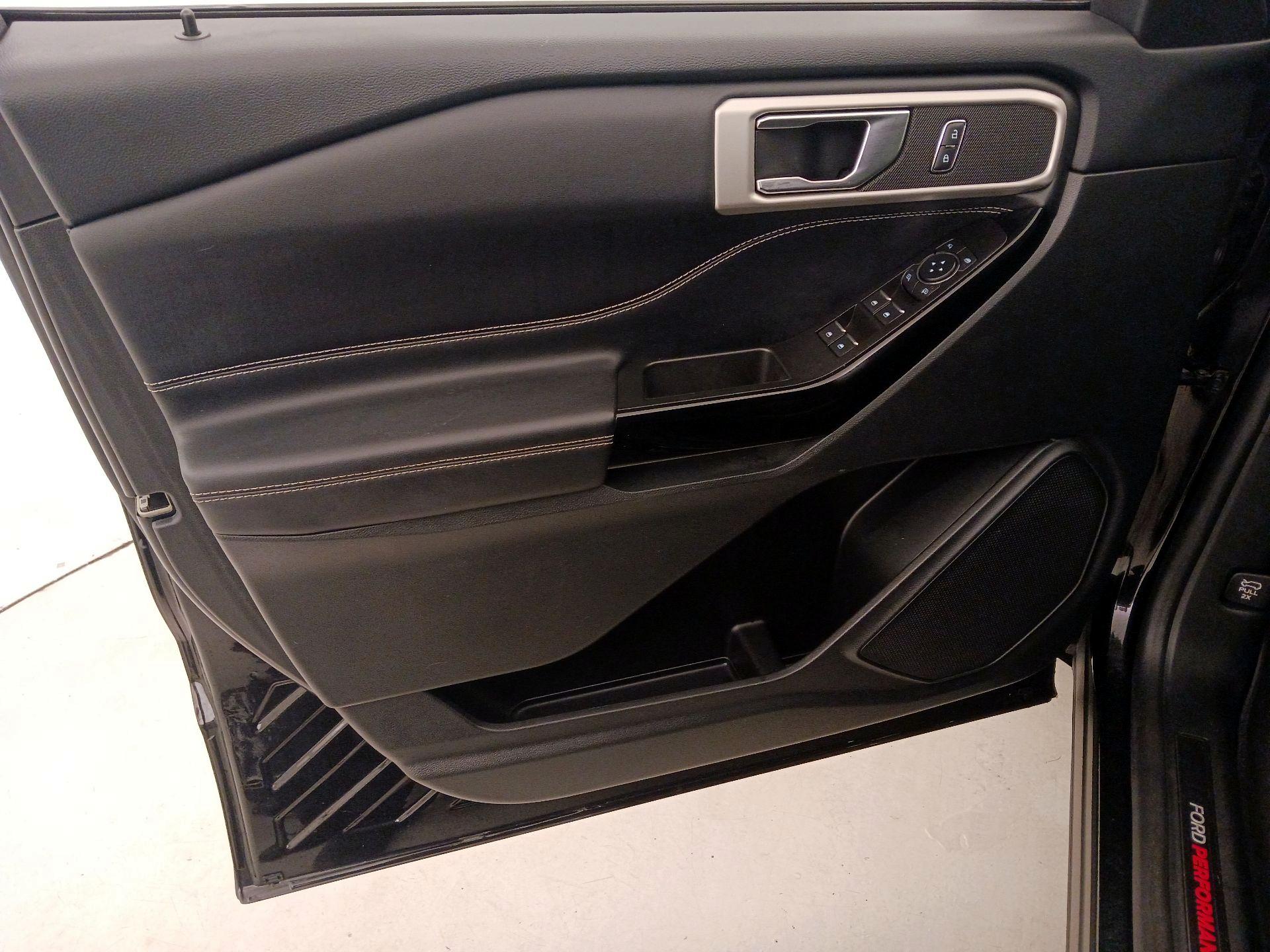 Thumbnail: 2022 Ford Explorer - 12