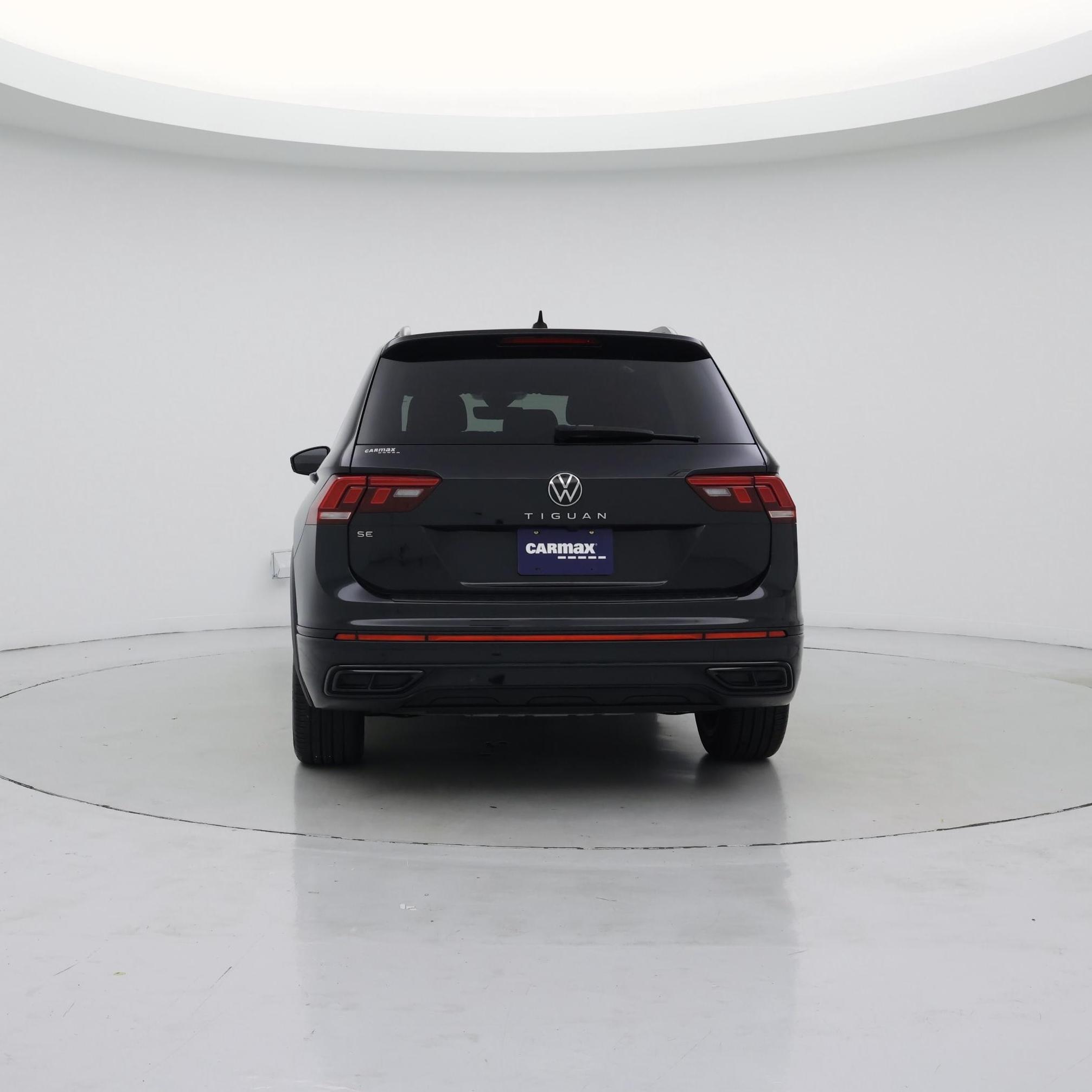 Thumbnail: 2023 Volkswagen Tiguan - 6