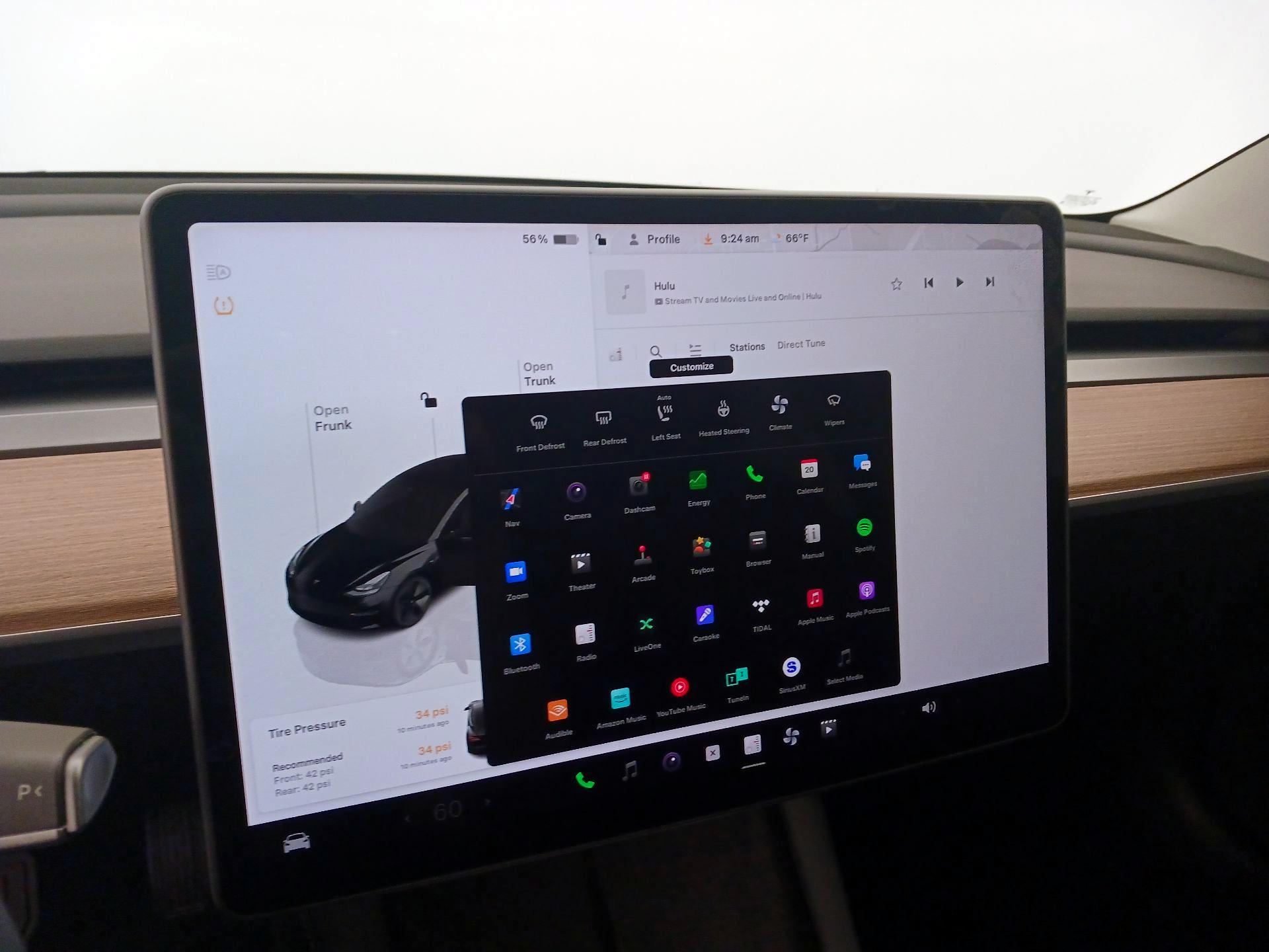Thumbnail: 2022 Tesla Model 3 - 15