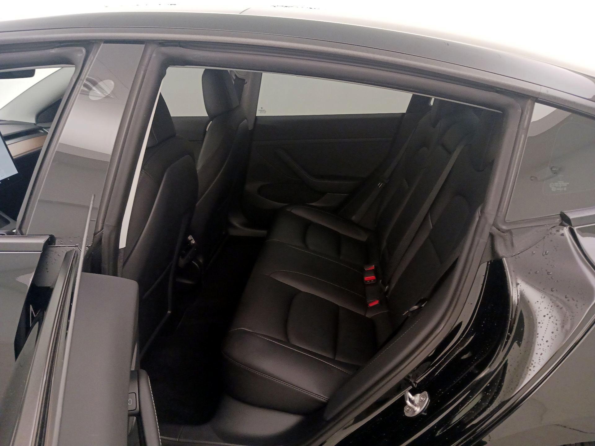 Thumbnail: 2022 Tesla Model 3 - 20