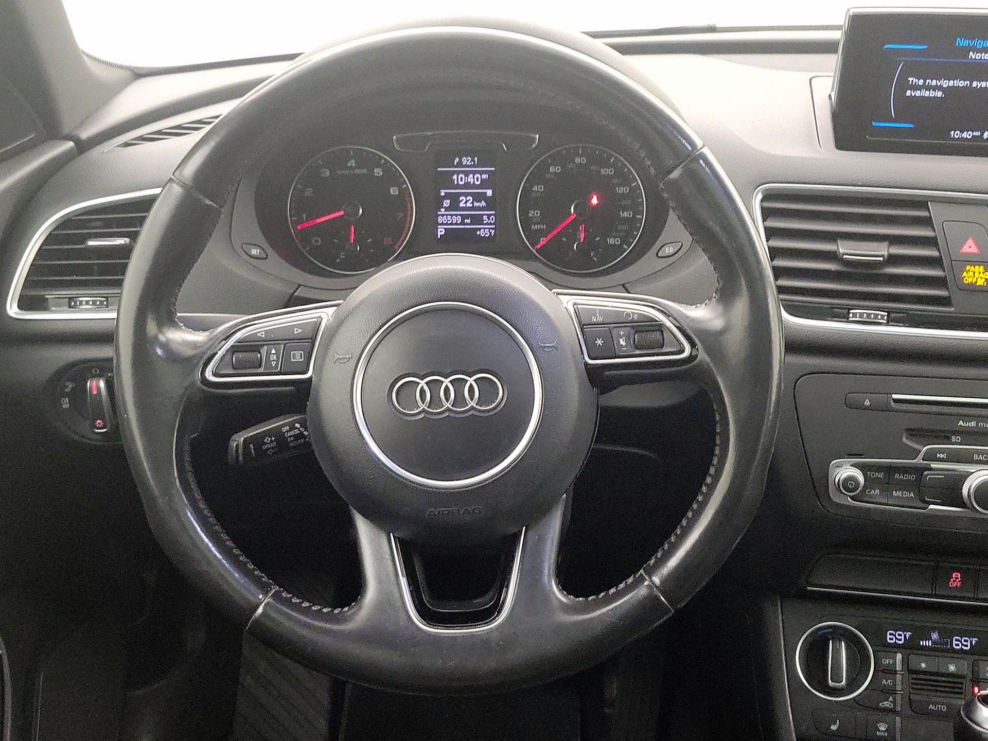 Thumbnail: 2016 Audi Q3 - 10