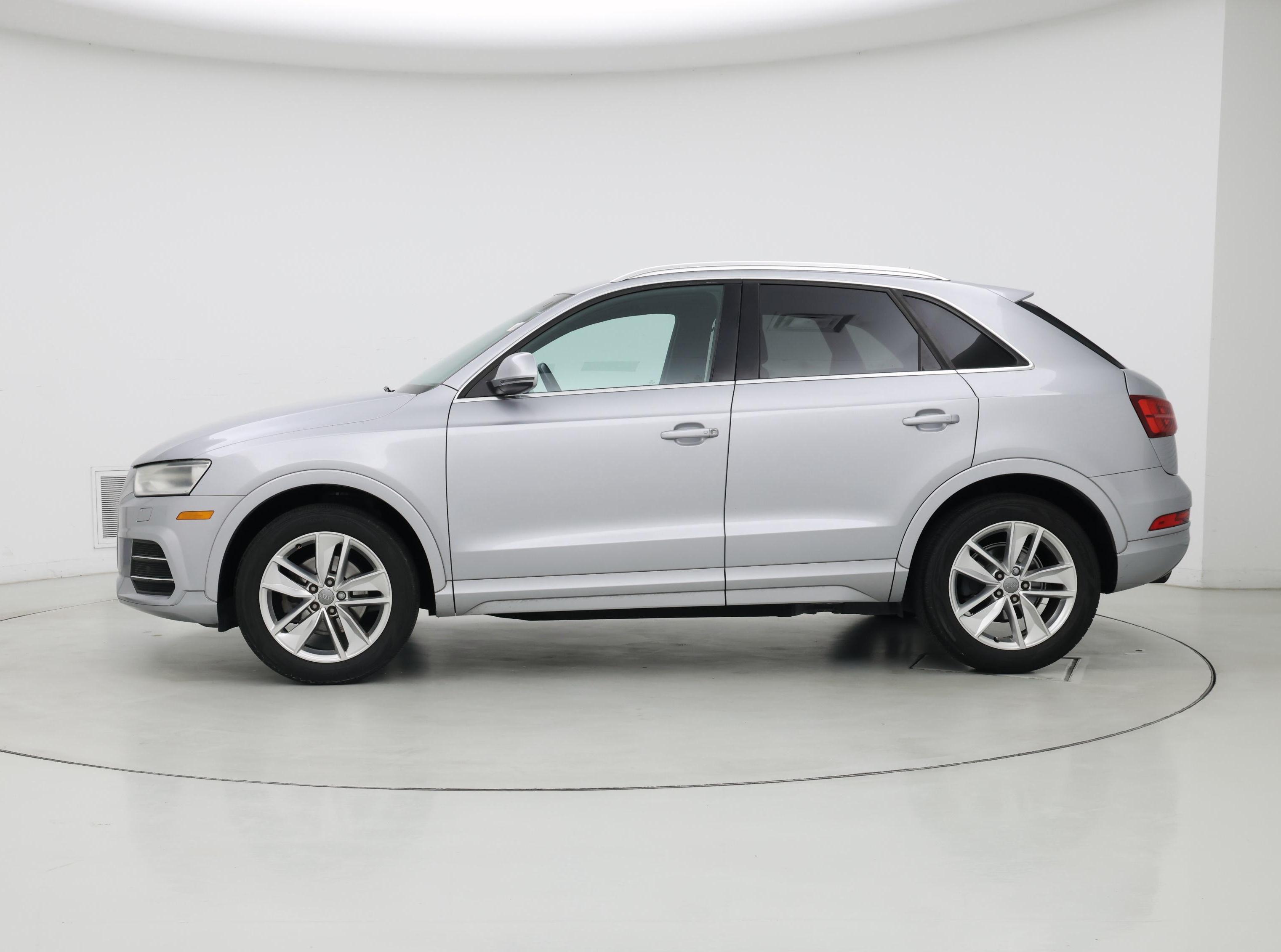 Thumbnail: 2016 Audi Q3 - 3