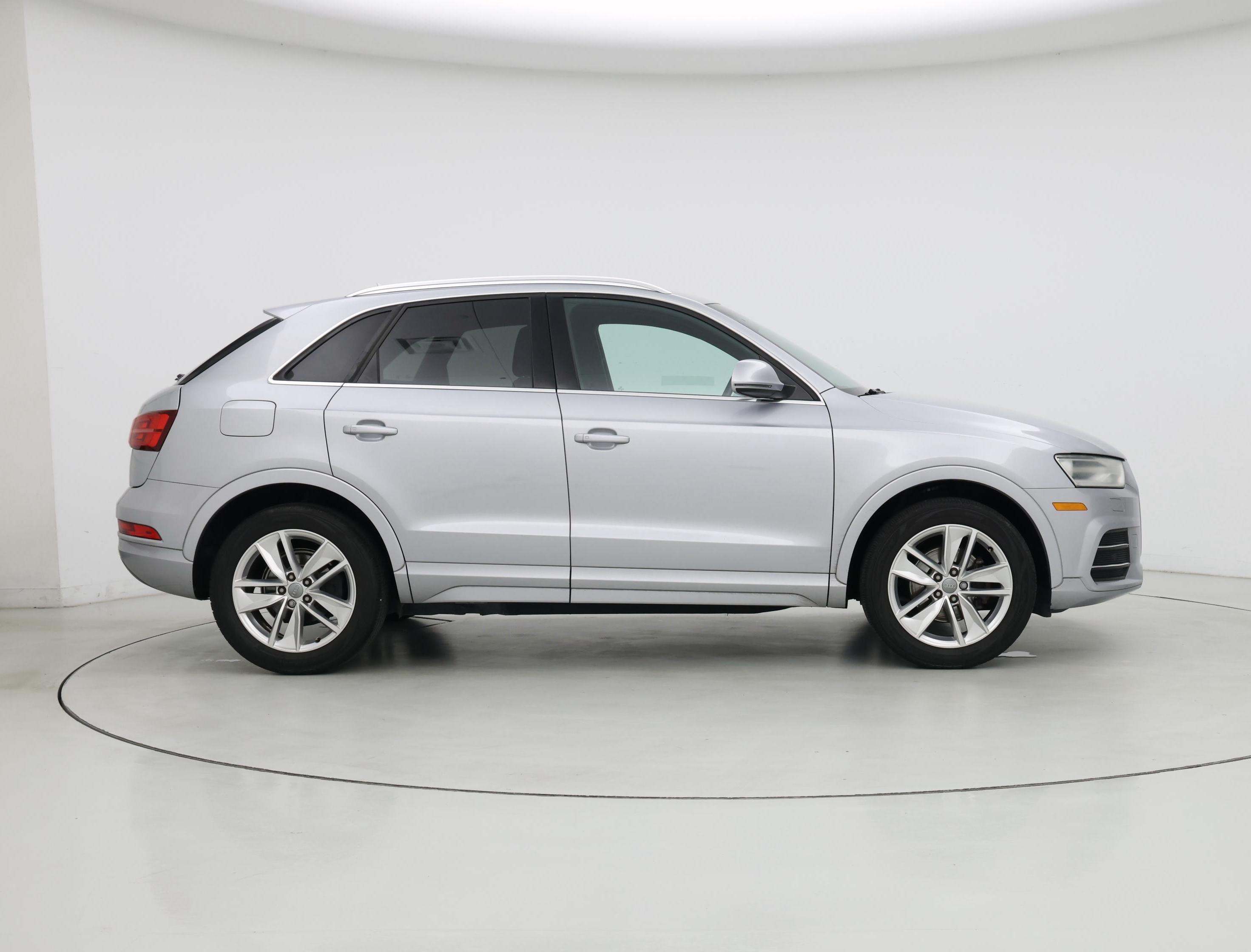 Thumbnail: 2016 Audi Q3 - 7