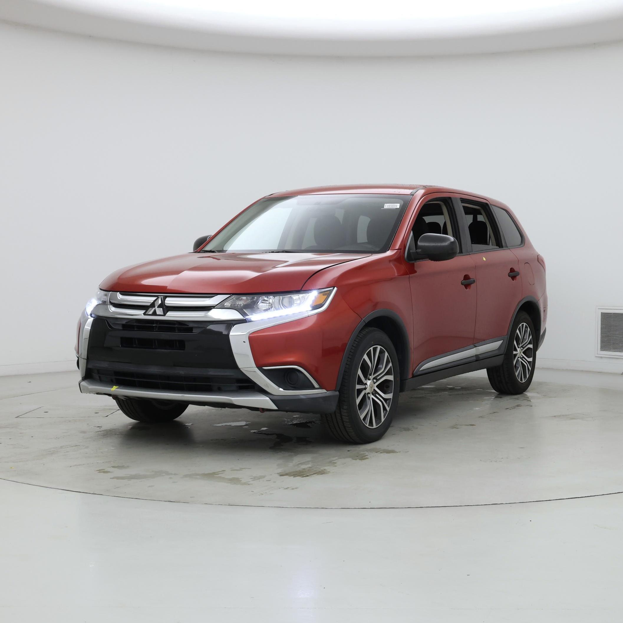 Thumbnail: 2018 Mitsubishi Outlander - 4