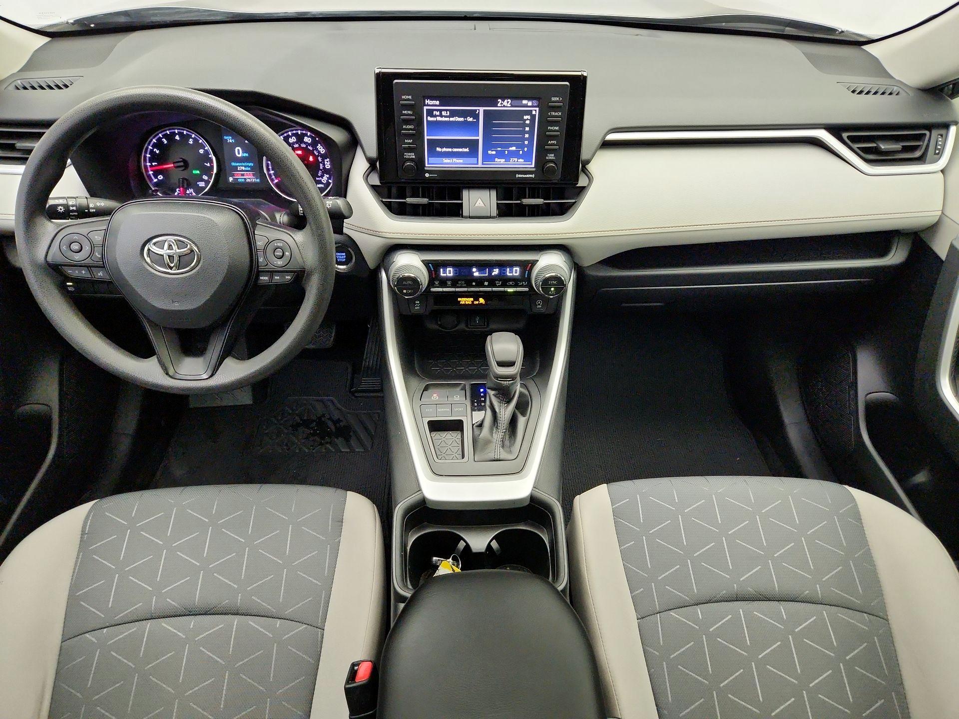 Thumbnail: 2021 Toyota RAV4 - 9