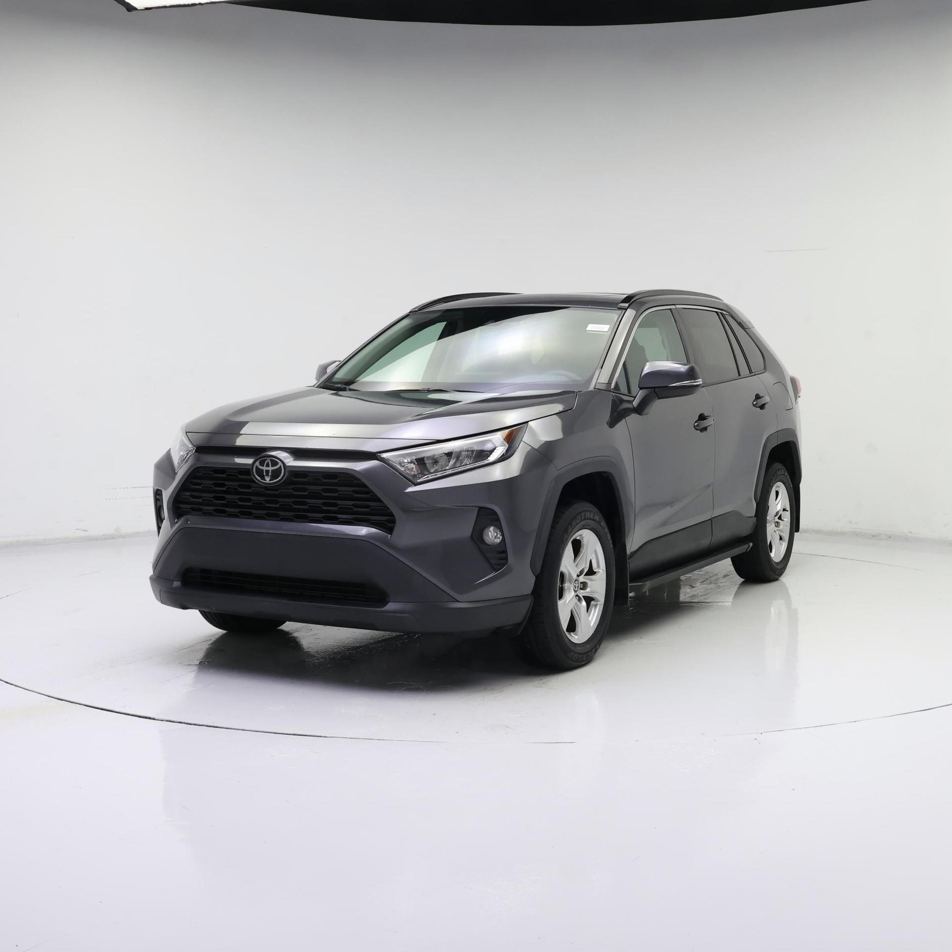 Thumbnail: 2021 Toyota RAV4 - 4
