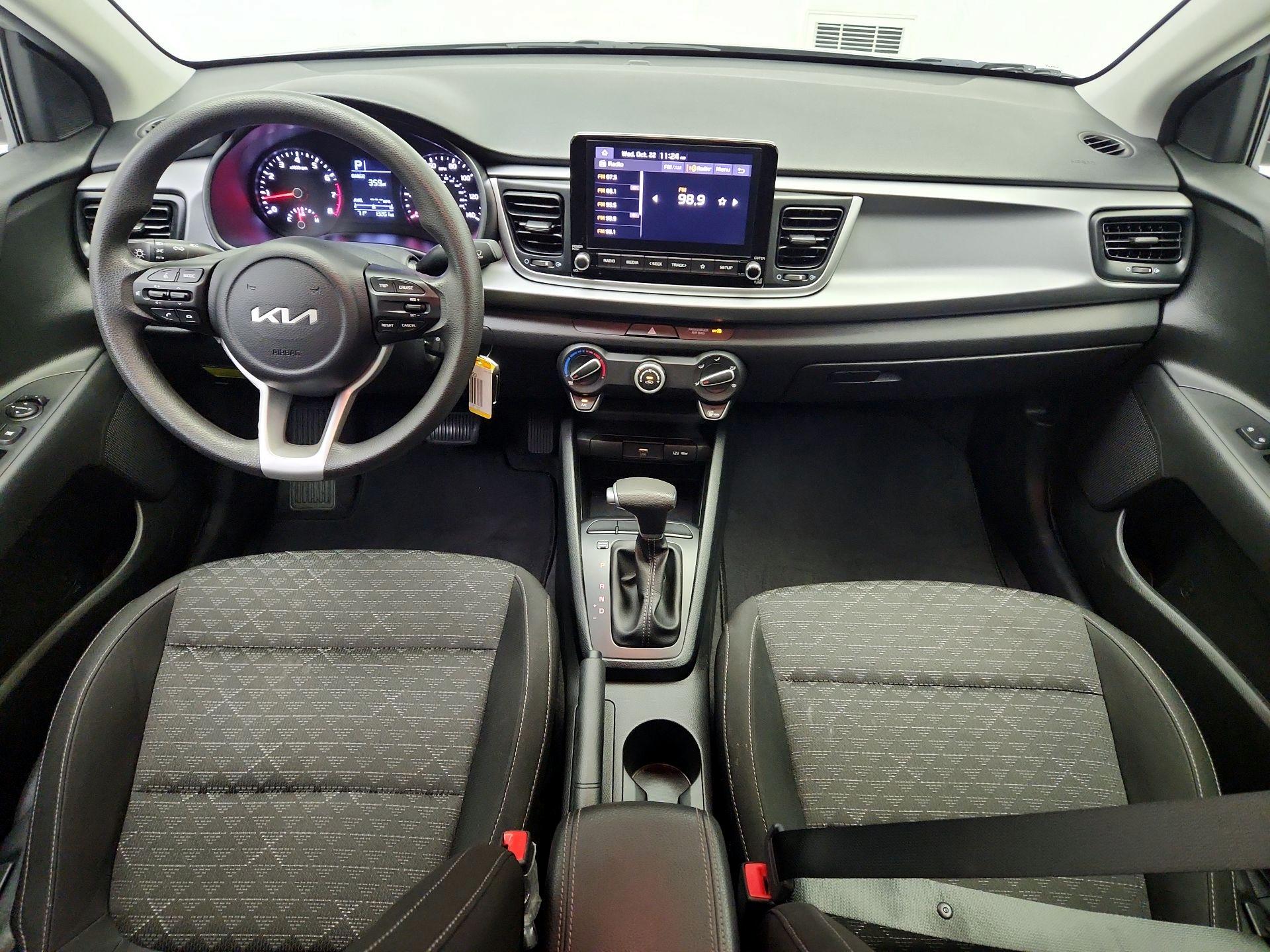 Thumbnail: 2023 Kia Rio - 9